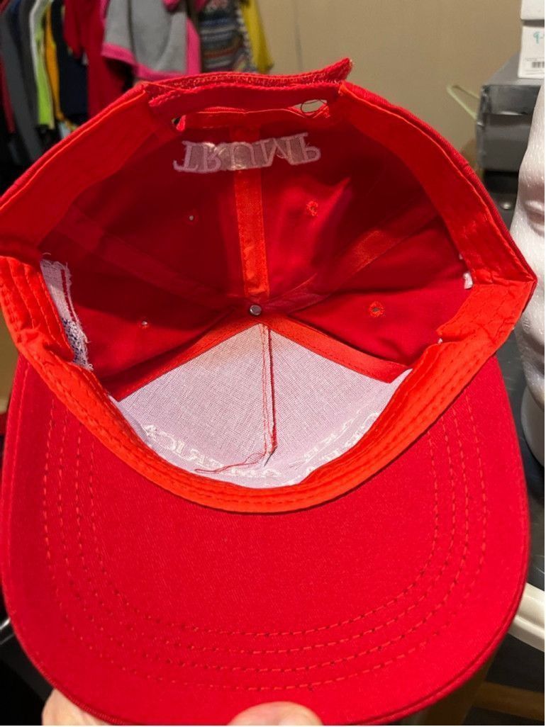 The Unbranded Brand Men's Unbranded Red Make America Great Again Trump Hat Size ONE SIZE - 5 Thumbnail