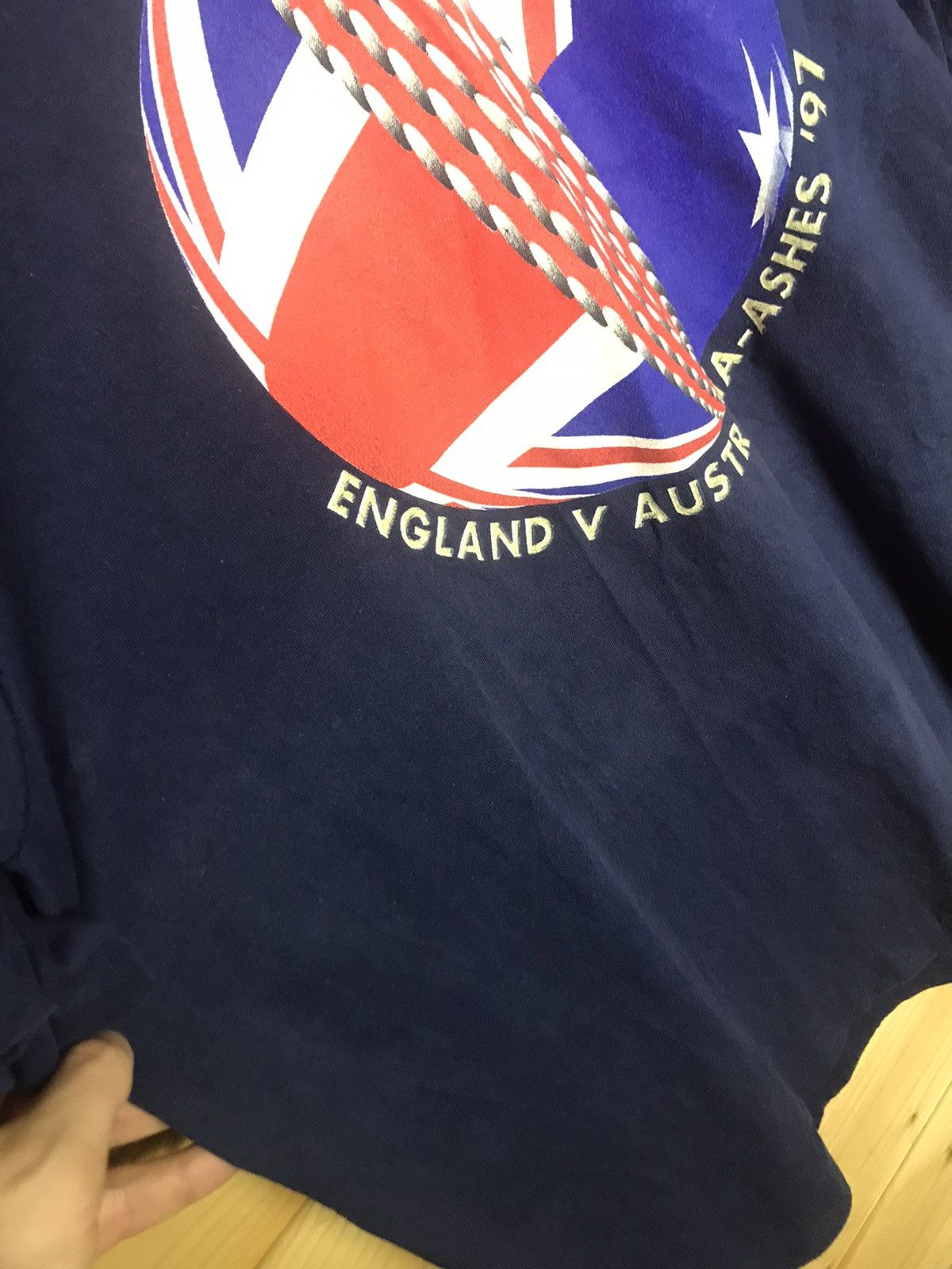 Vintage Vintage Cricket England 1997 tour single stitch t-shirt Size US XL / EU 56 / 4 - 4 Thumbnail