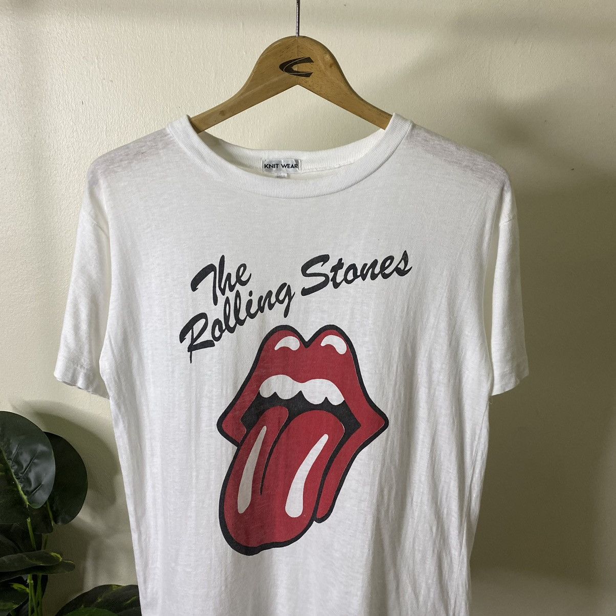 Band Tees Vintage 1980s The Rolling Stones OG Logo T Shirt Size US M / EU 48-50 / 2 - 2 Thumbnail