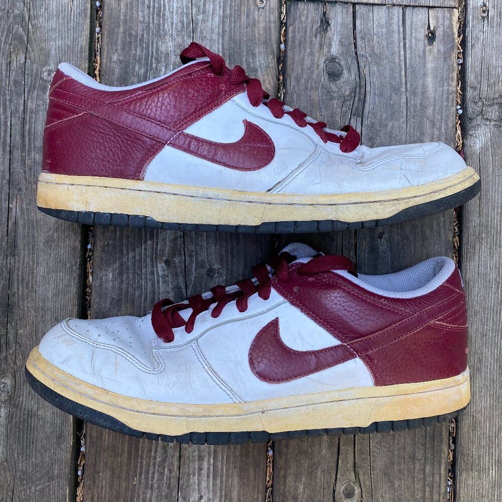 Nike 2007 Nike Dunk Low CL White Team Red Black Size 10.5 Size US 10.5 / EU 43-44 - 1 Thumbnail
