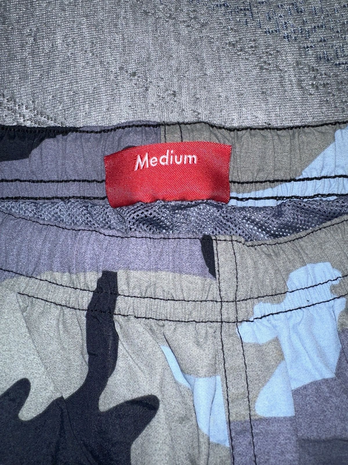 Supreme Supreme Warm Up Pant Blue Camo Size US 30 / EU 46 - 6 Thumbnail