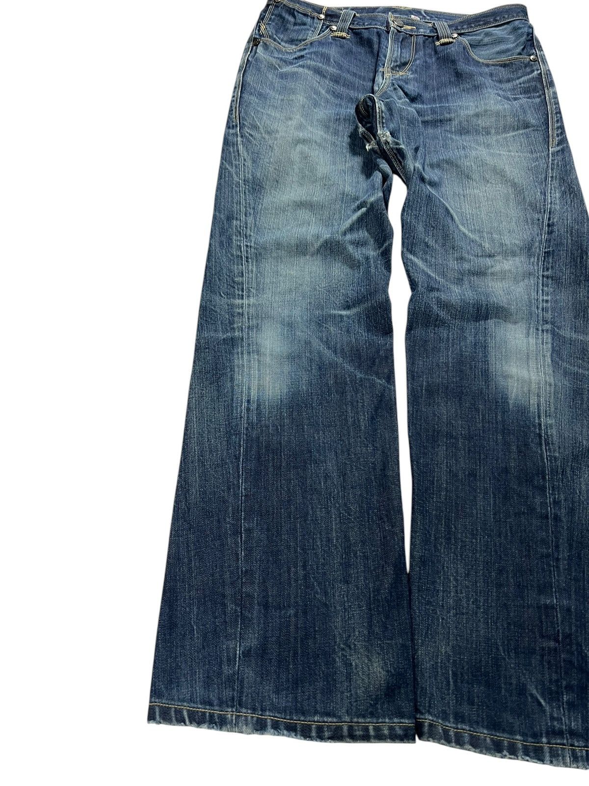If Six Was Nine × Le Grande Bleu (L.G.B.) × Levi's Vintage Clothing 💥Flare💥 Vintage Levis Engineered Jeans June9 1999 Very Rare Size US 32 / EU 48 - 3 Thumbnail