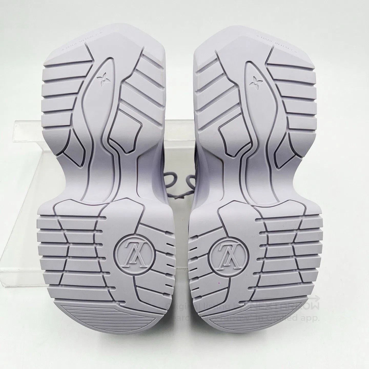 Louis Vuitton LV Purple Archlight2.0 Leather Platform Sneakers. Size US 4 / IT 34 - 7 Thumbnail