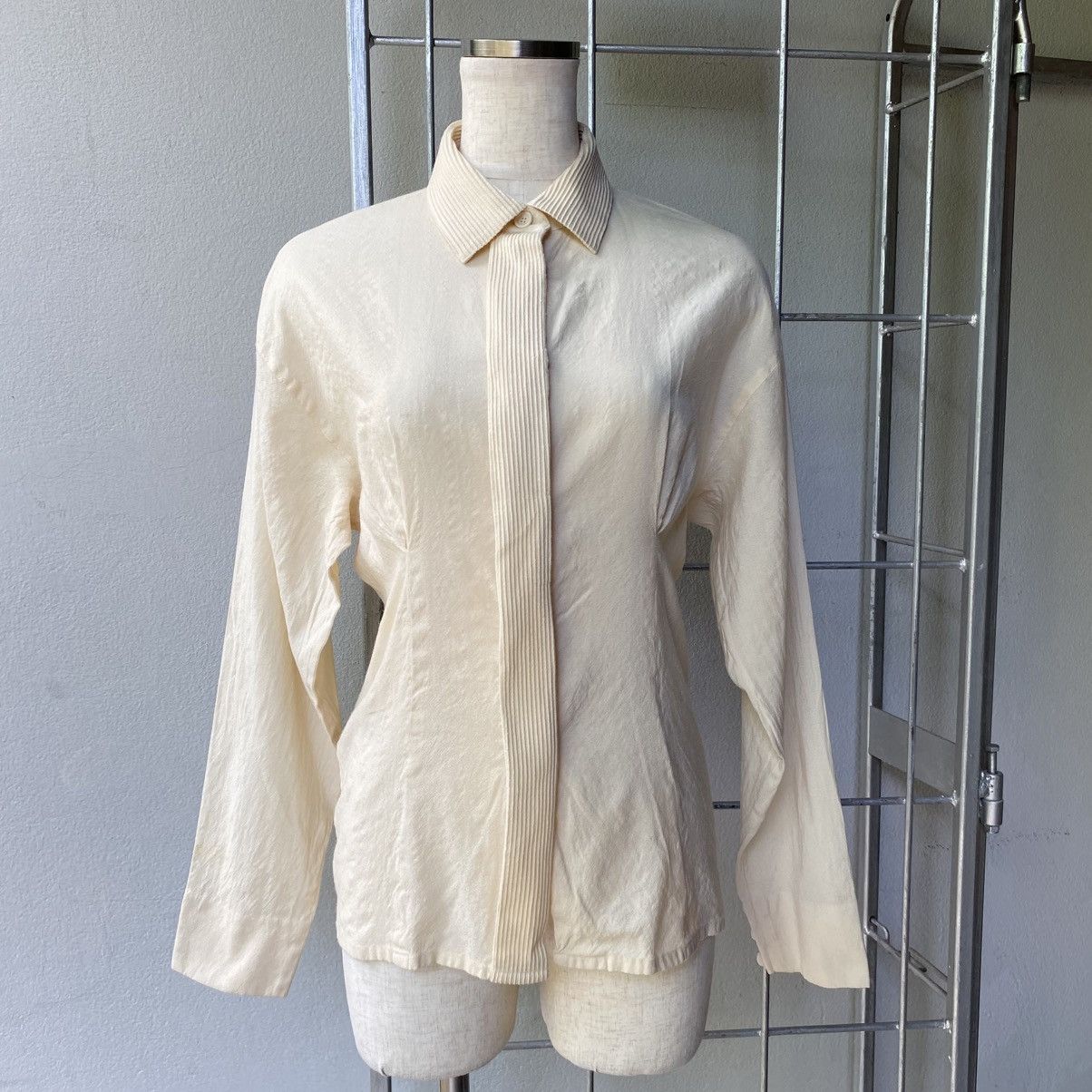 Dior Christian Dior Fitted Pale Yellow Wool Shirt Size M / US 6-8 / IT 42-44 - 14 Thumbnail