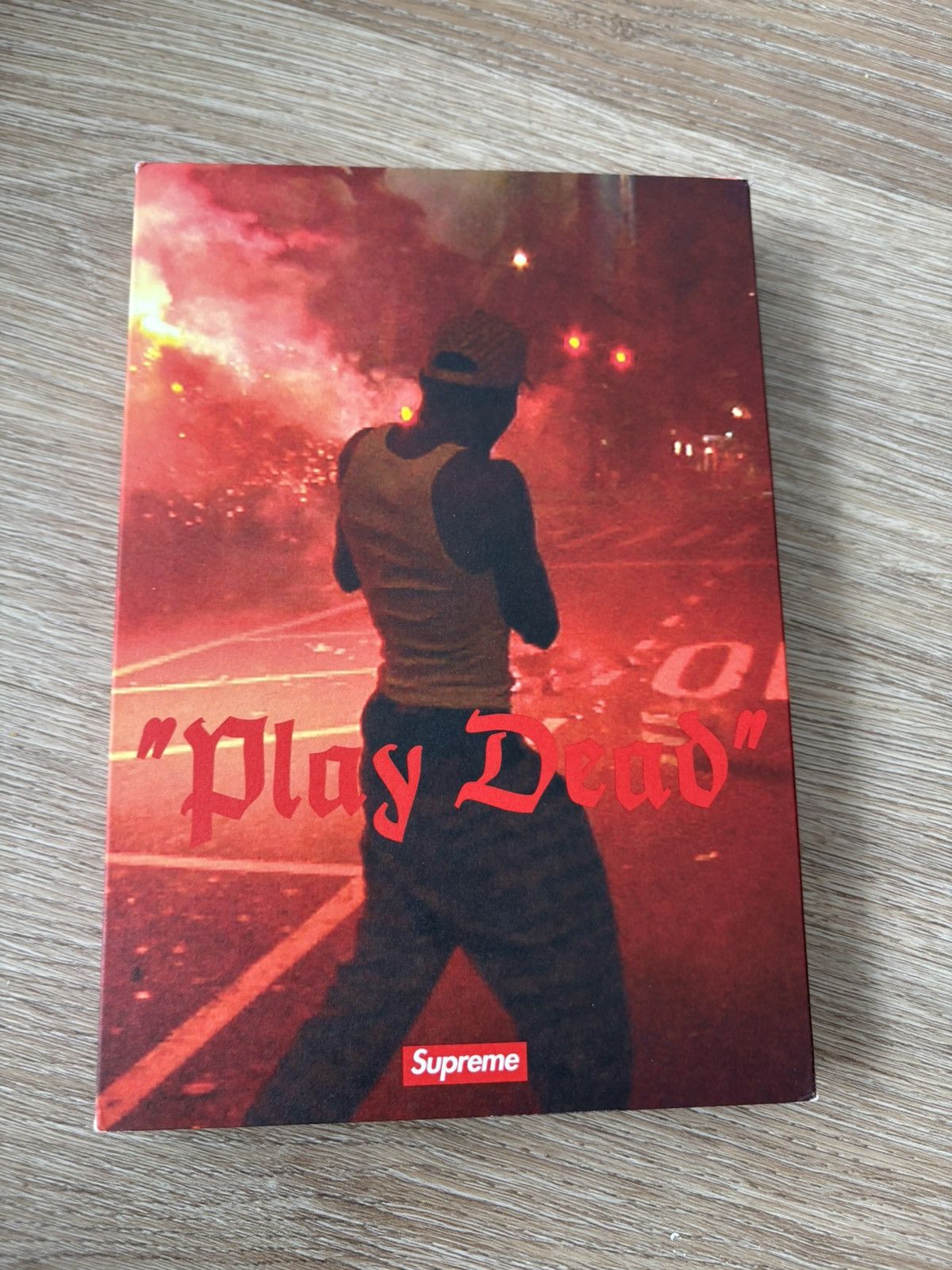 Supreme Supreme Play Dead Photo Book Size ONE SIZE - 1 Thumbnail