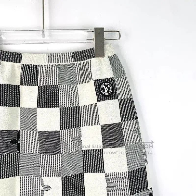 Louis Vuitton Louis Vuitton Color Blocked Skirt in XS Size . Size 22" - 3 Thumbnail
