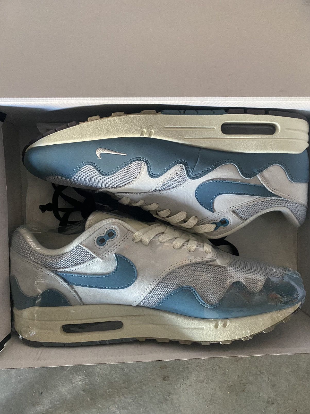 image of Nike Patta Air Max 1 Noise Aqua Shoes in Blue, Men's (Size 11)