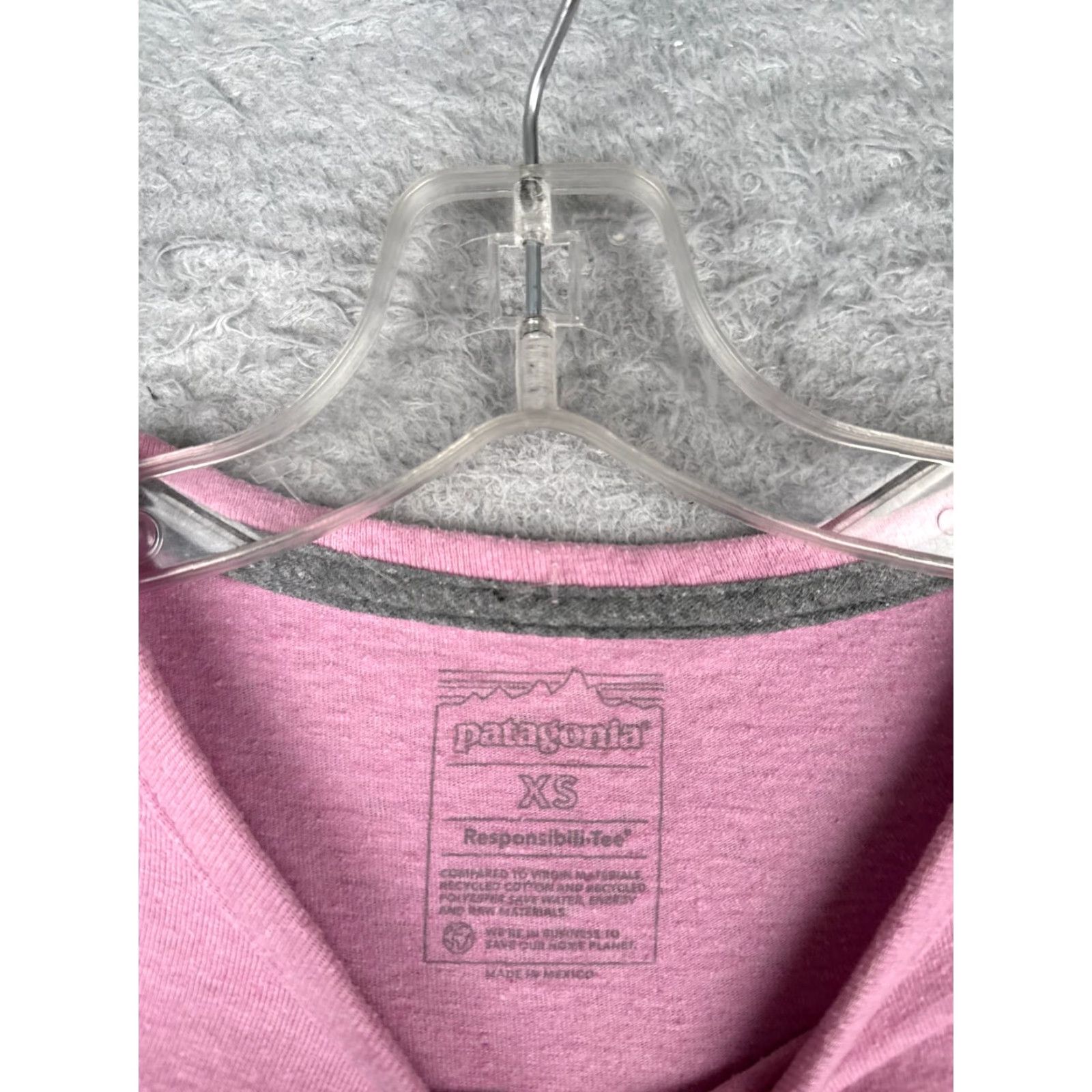 Patagonia Patagonia Shirt Women XS Pink Short Sleeve Crew Cotton Blend Cropped T-Shirt Size XS / US 0-2 / IT 36-38 - 7 Thumbnail