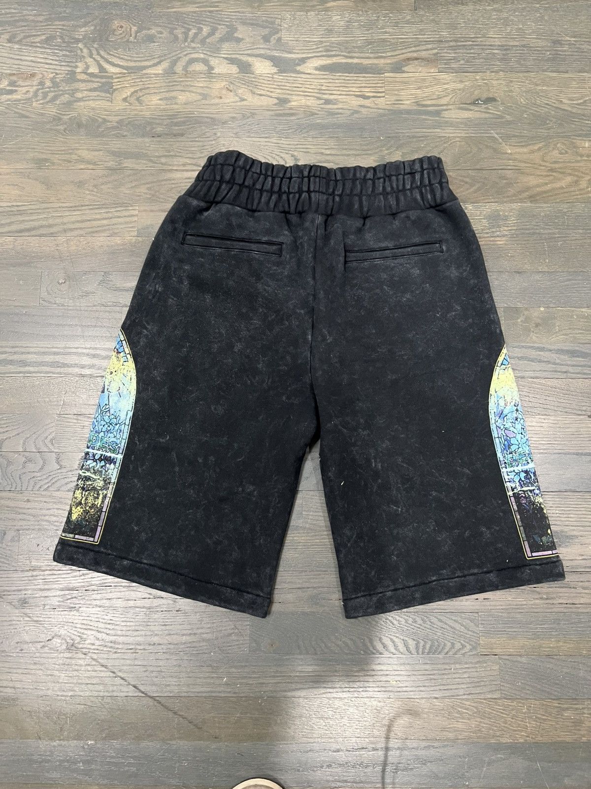Who Decides War Stained glass washed sweatshorts Size US 30 / EU 46 - 3 Thumbnail
