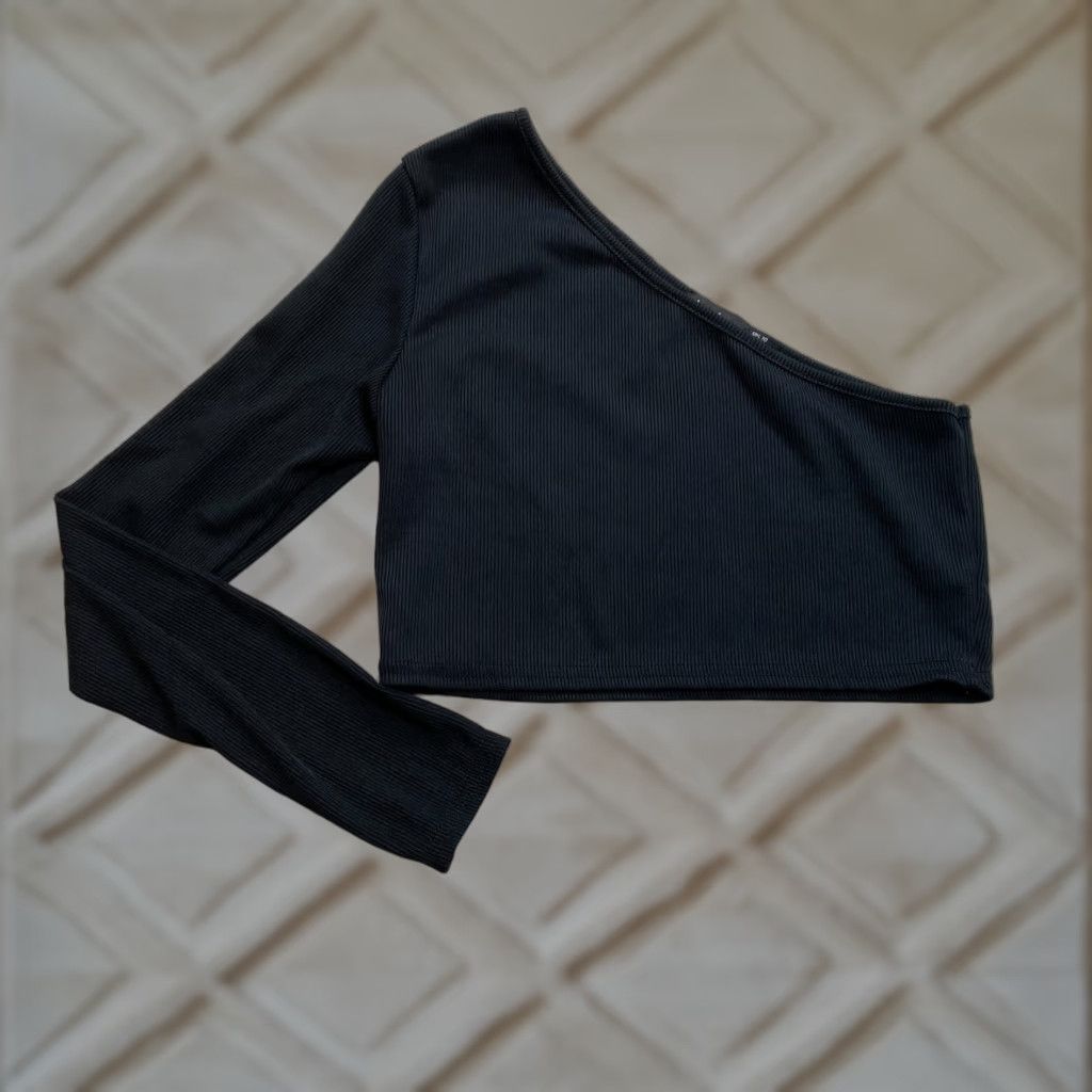 Boohoo VINTAGE Boohoo Cropped Top Womens 6 Ribbed Asymmetric One Sleeve Black Stretch Shirt Regular Size 6 Womens Girls Mens Size M / US 6-8 / IT 42-44 - 1 Thumbnail