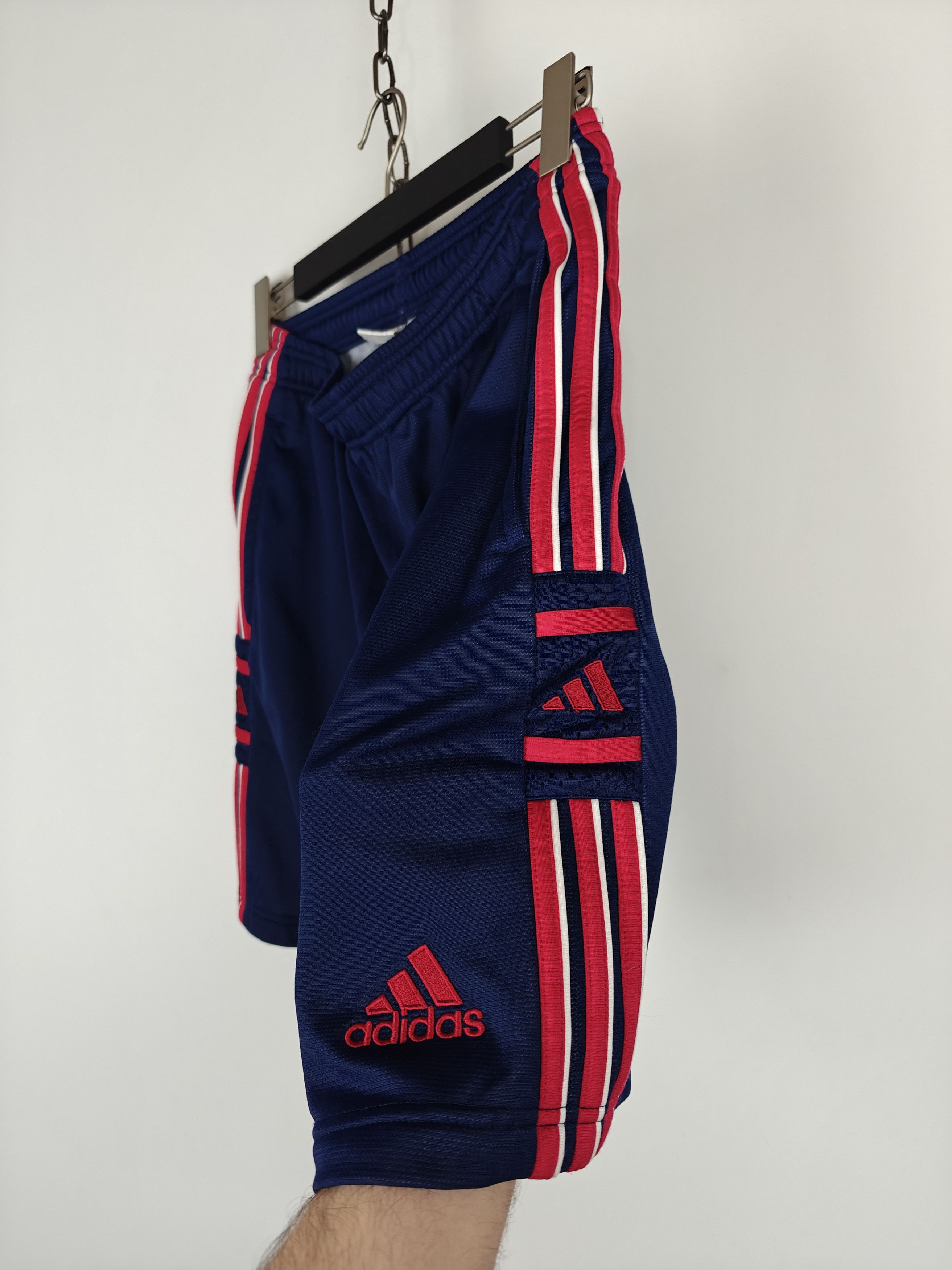 Adidas Adidas Vintage Shorts Logo size M Blue Size US 30 / EU 46 - 5 Thumbnail
