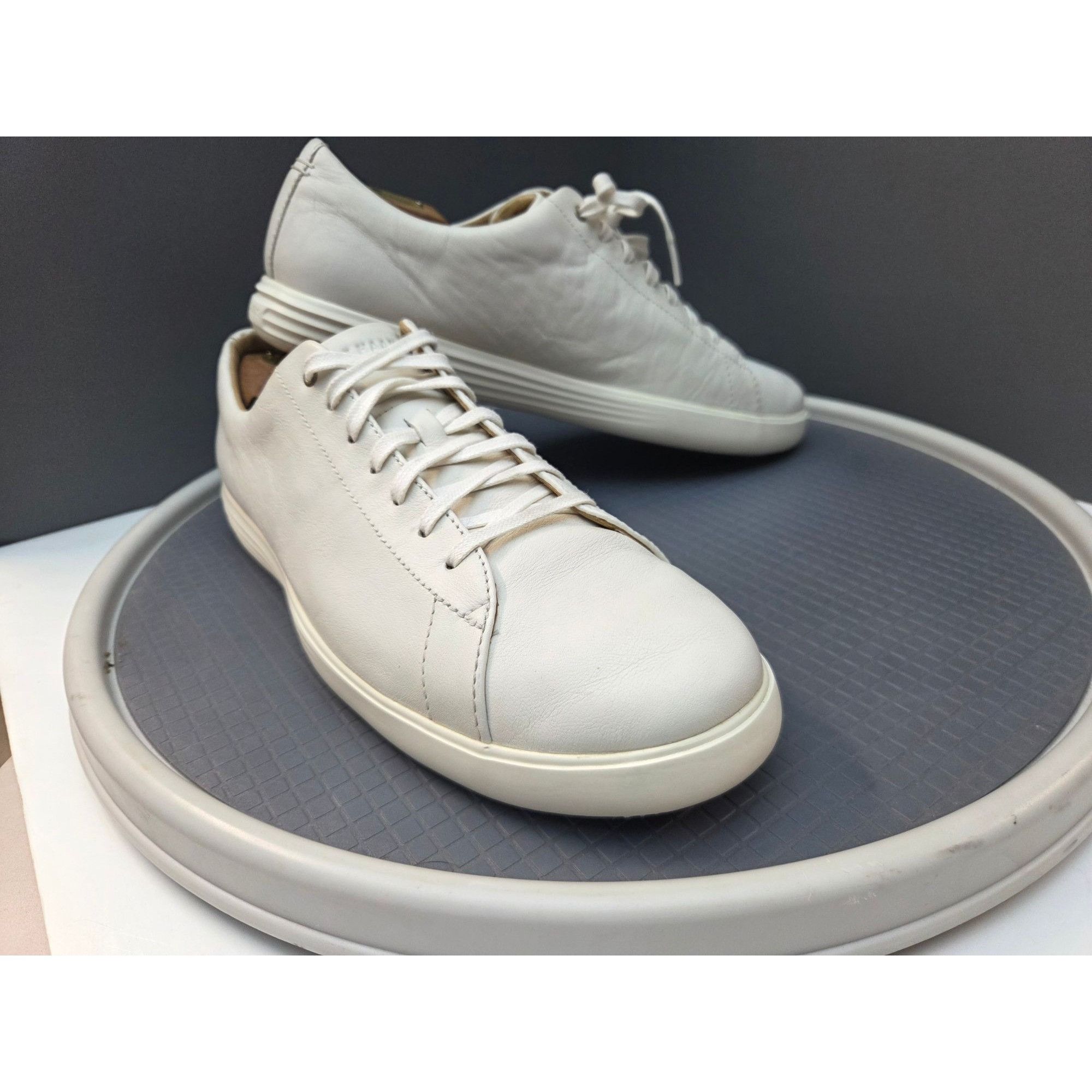 Cole Haan Cole Haan Grand OS Men's White Leather Shoes Size 11M C26515 Size US 11 / EU 44 - 3 Thumbnail