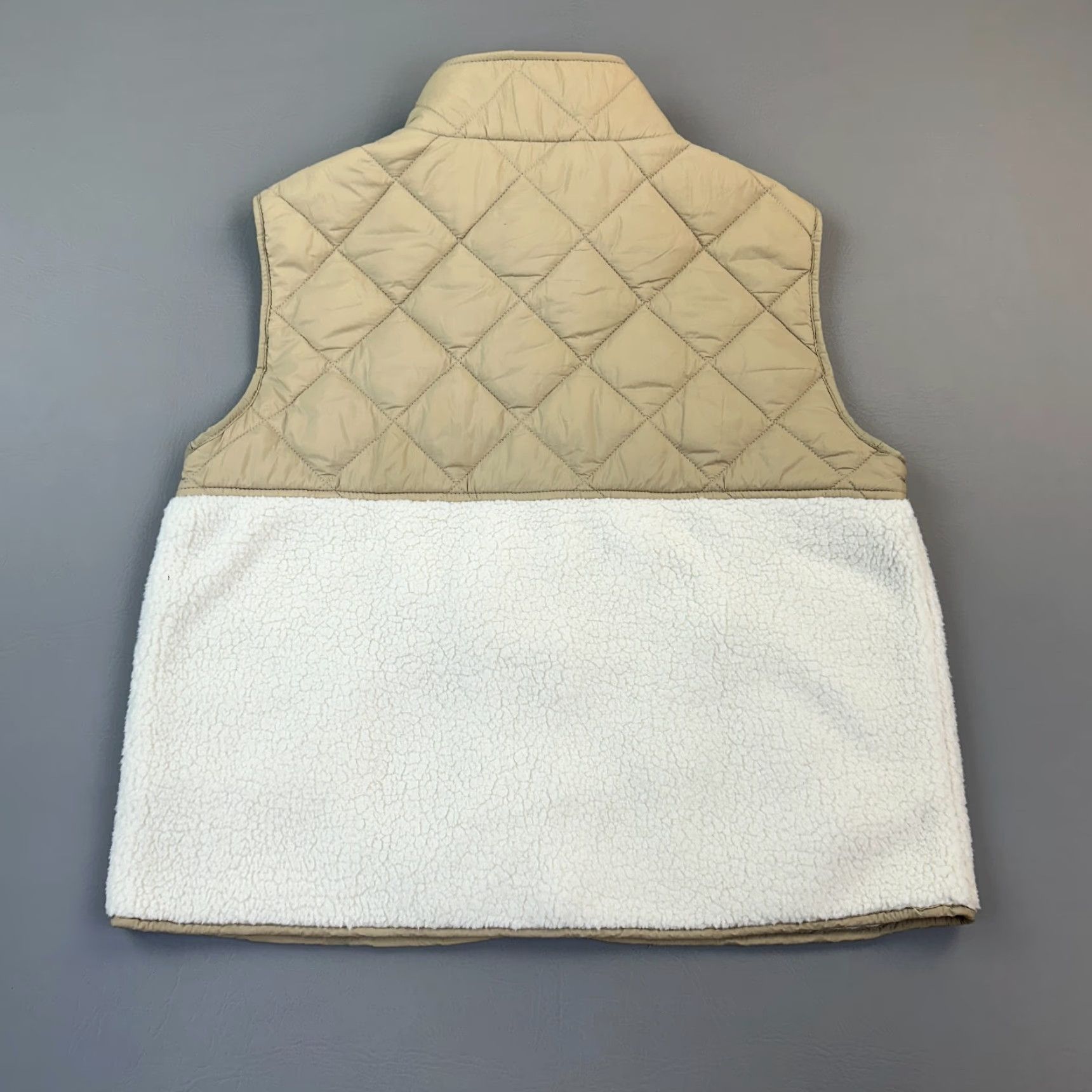 Joie Joie Vest Women’s Large Beige White Sherpa Quilted Full Zip Snap Outdoor Casual Vest Woman L Beige Quilted Zip Pockets Regular Fall Winter Spring Size L / US 10 / IT 46 - 6 Thumbnail
