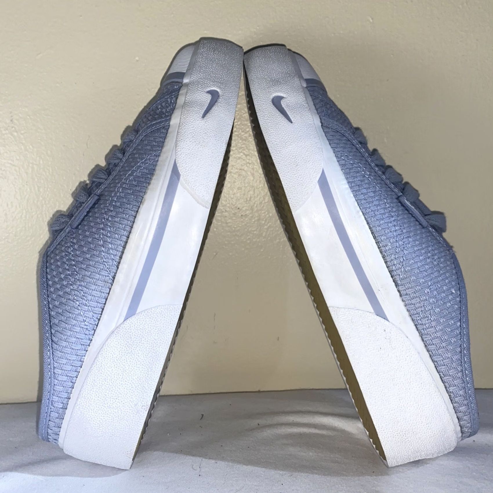 Nike Women Nike Slip-On Sneaker White Sky Blue 6.5 Womens Size 6.5 Nike Slip On Sneaker White Sky Blue 6.5 Size US 7 / IT 37 - 3 Thumbnail