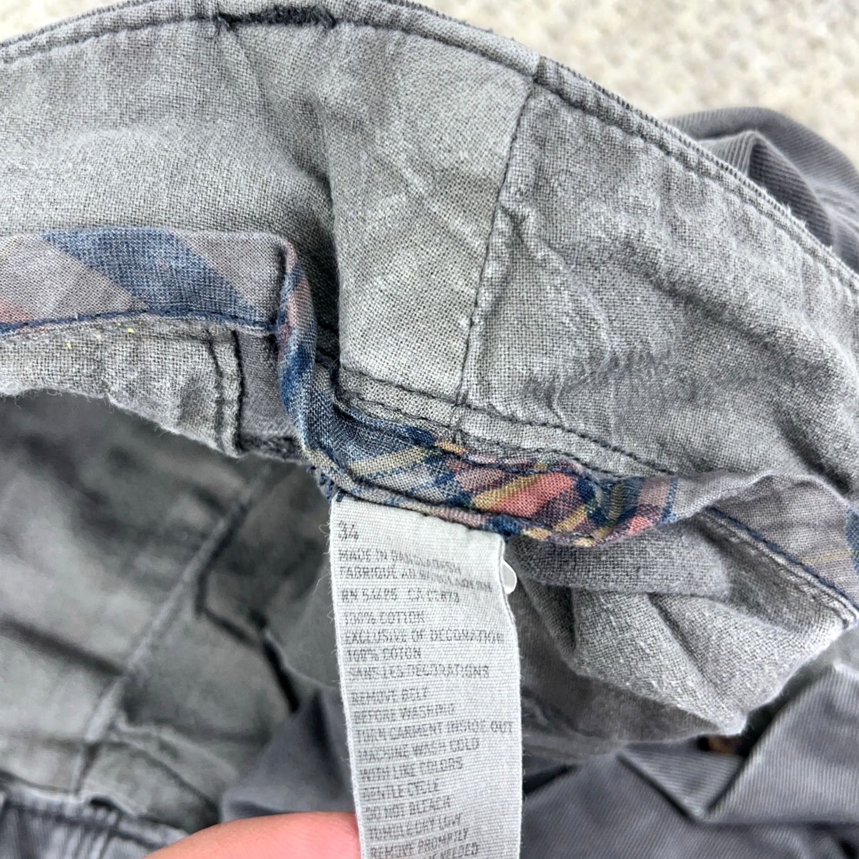 American Eagle Outfitters VINTAGE American Eagle Shorts Men 34 Gray Y2K Chino Loose Baggy Faded Skate Size US 34 / EU 50 - 5 Thumbnail
