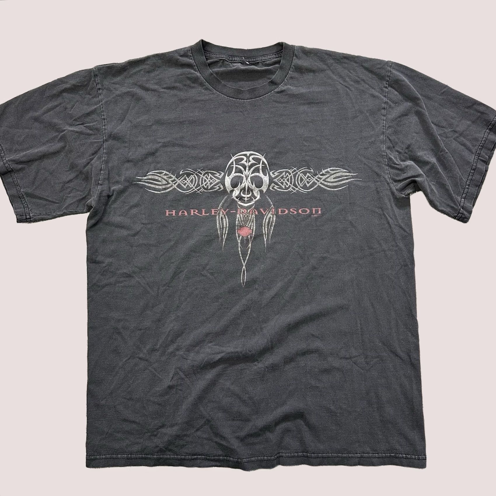 Harley Davidson VINTAGE Harley-Davidson Shirt Mens XL SS Tee Y2K 2000s Tribal Skull Black Shirt Size US XL / EU 56 / 4 - 1 Thumbnail