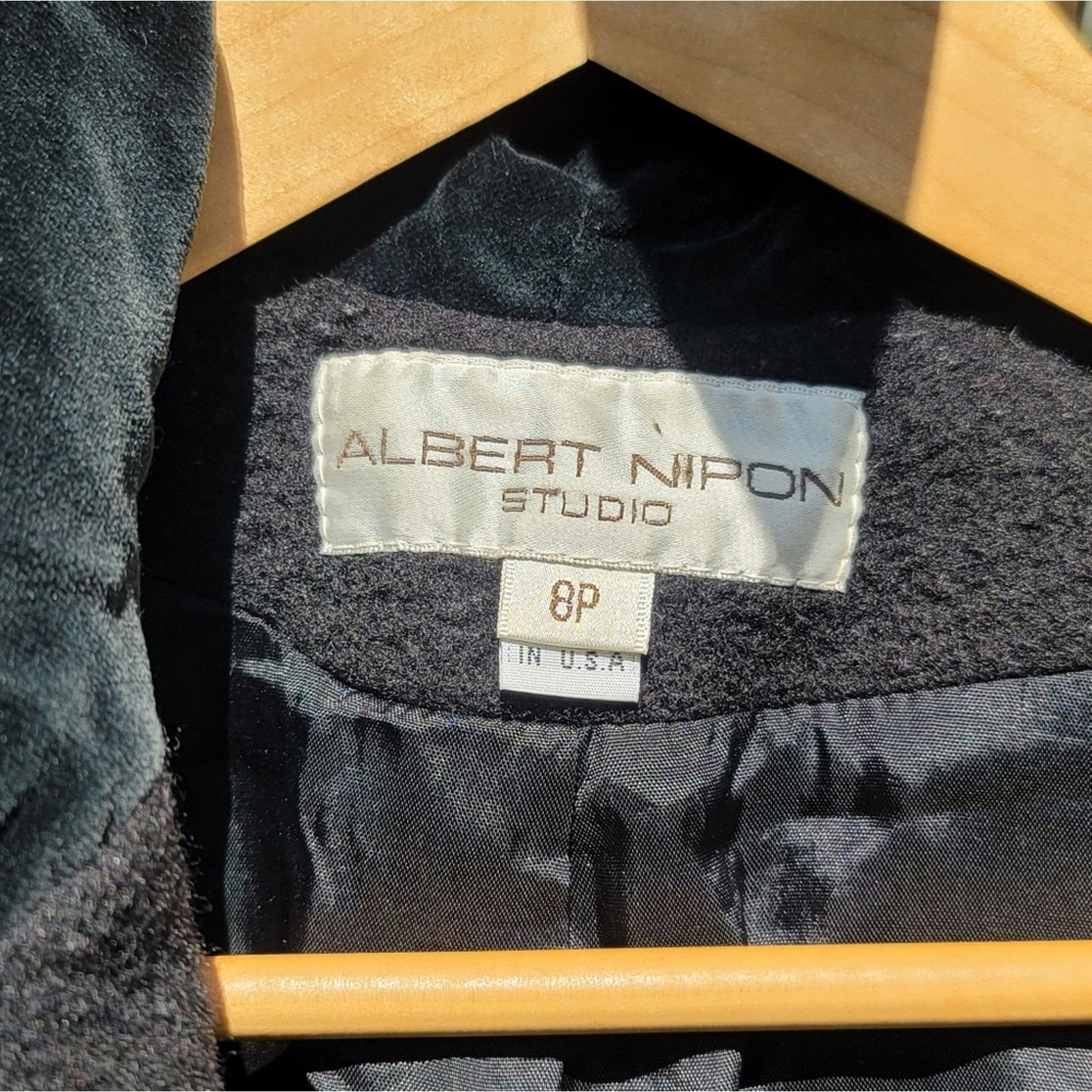 Albert Nipon Vtg Albert Nipon Wool Hooded Trench Coat Velvet Collar Cuffs Size M / US 6-8 / IT 42-44 - 6 Thumbnail
