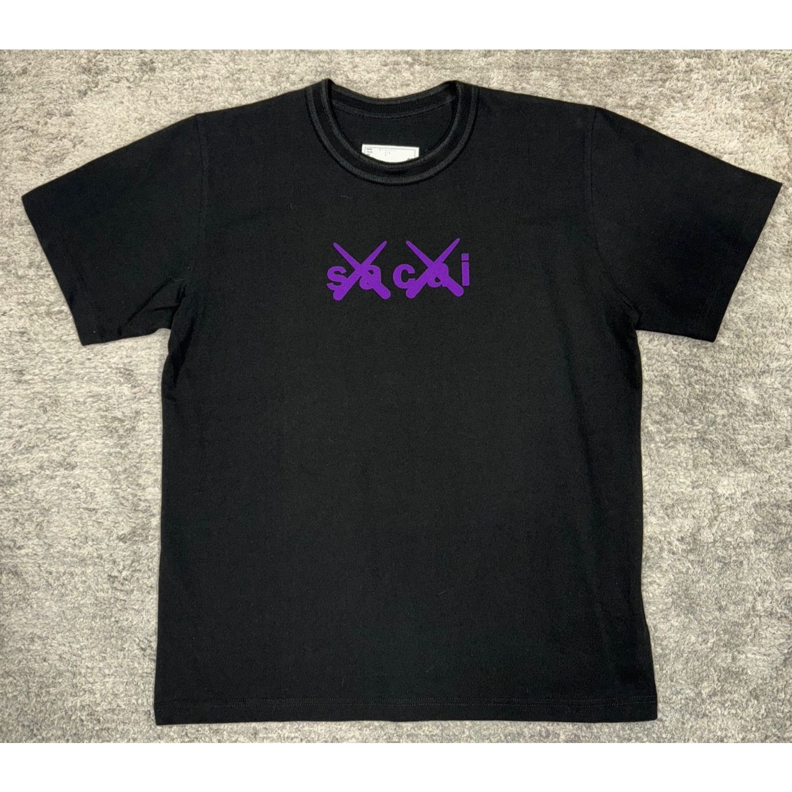 Sacai Sacai x KAWS Logo SS Tee Cotton Short Sleeve T-Shirt 3 Large Size US L / EU 52-54 / 3 - 2 Thumbnail
