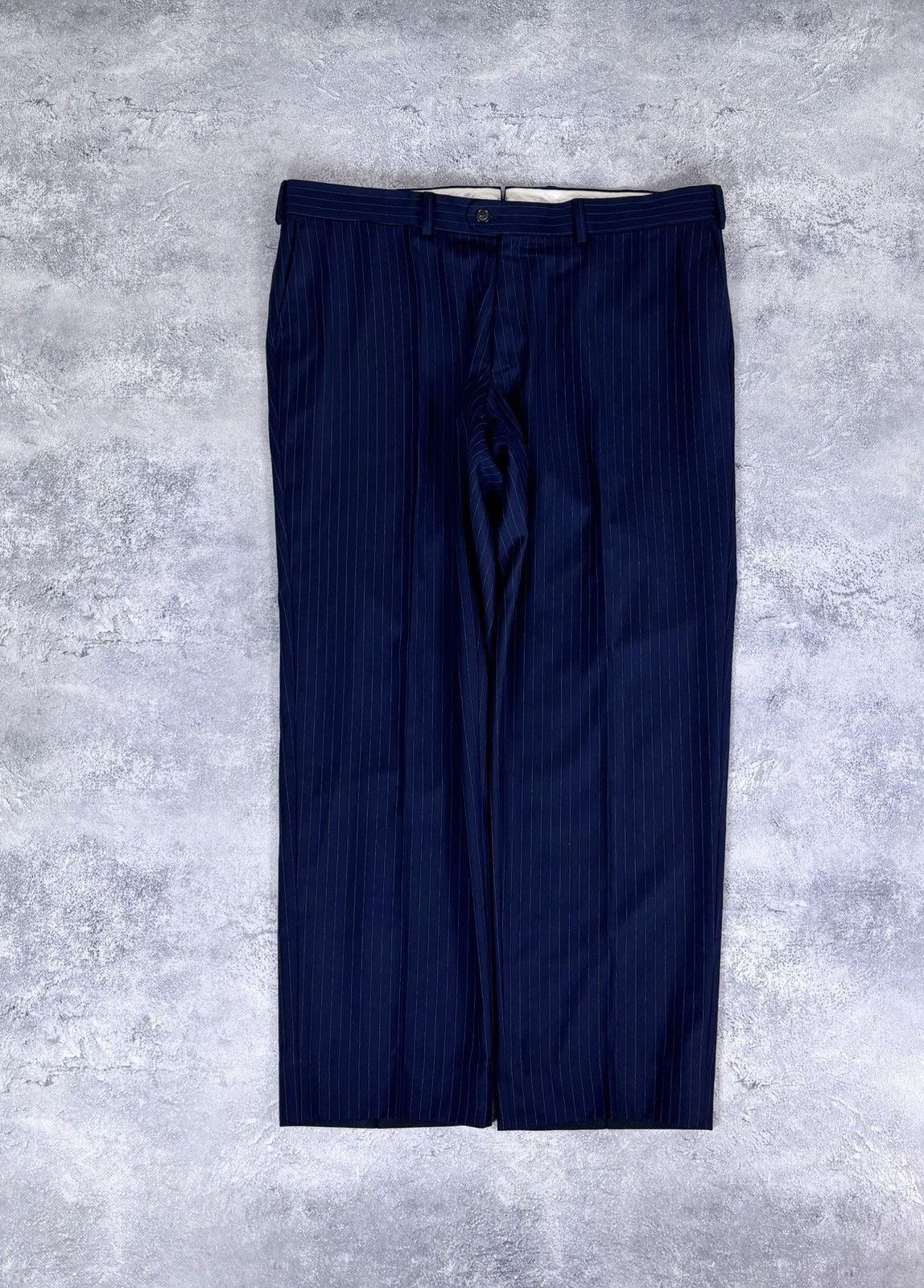 Suitsupply Suitsupply Men’s 2-Piece Navy Blue Pinstripe Wool Suit Size 44R - 12 Thumbnail