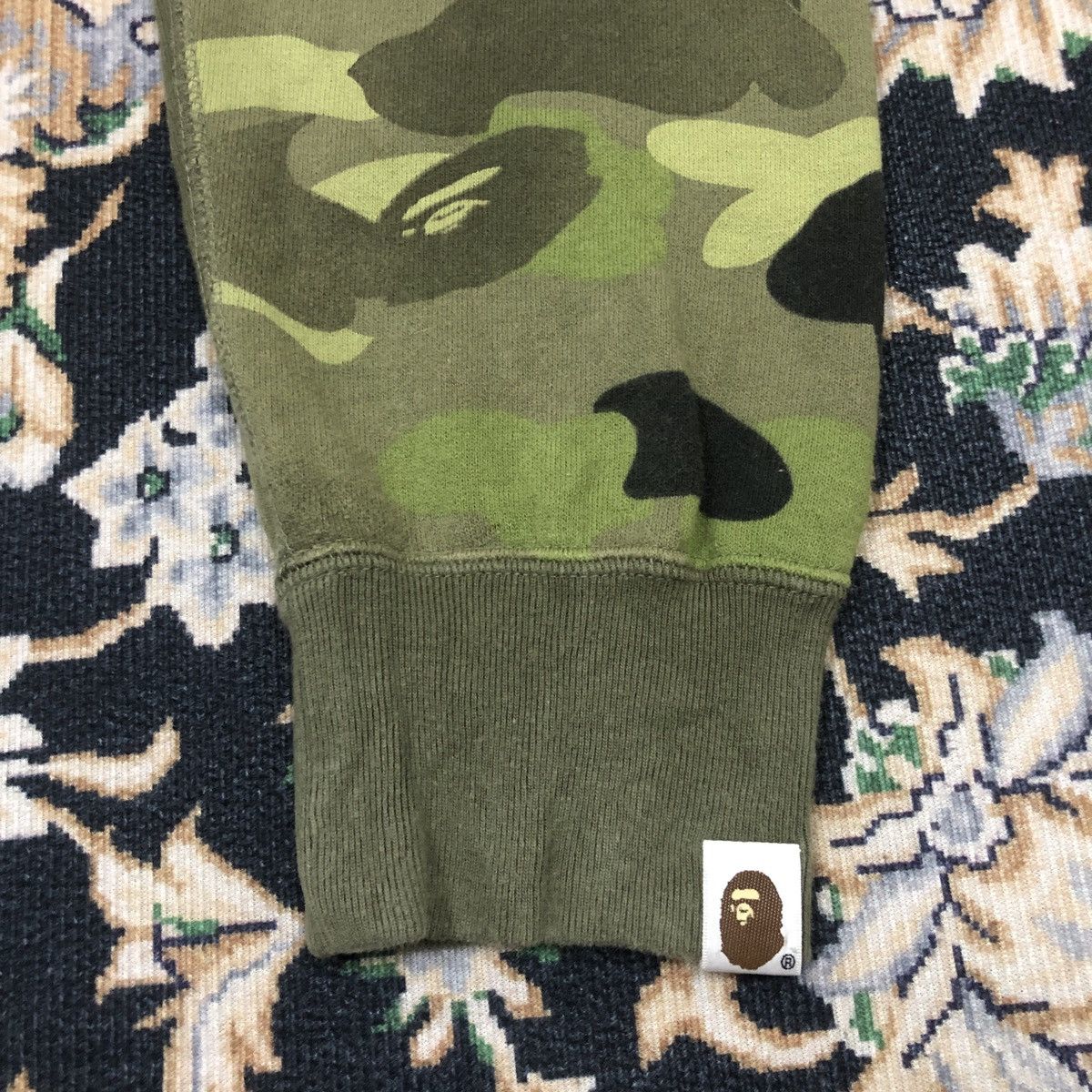 Bape Gradation Camo Shark Full Zip Hoodie Size US L / EU 52-54 / 3 - 7 Thumbnail