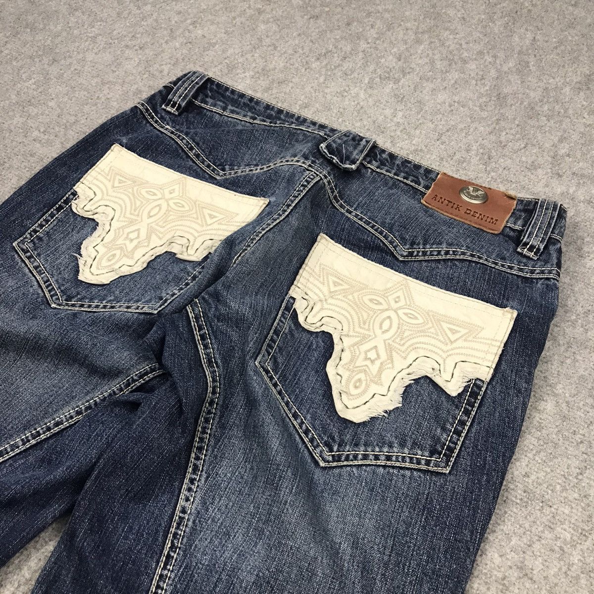 Antik Denim DENIM BAGGY ANTIK DENIM BOOTCUT DENIM PANTS Size US 32 / EU 48 - 9 Thumbnail