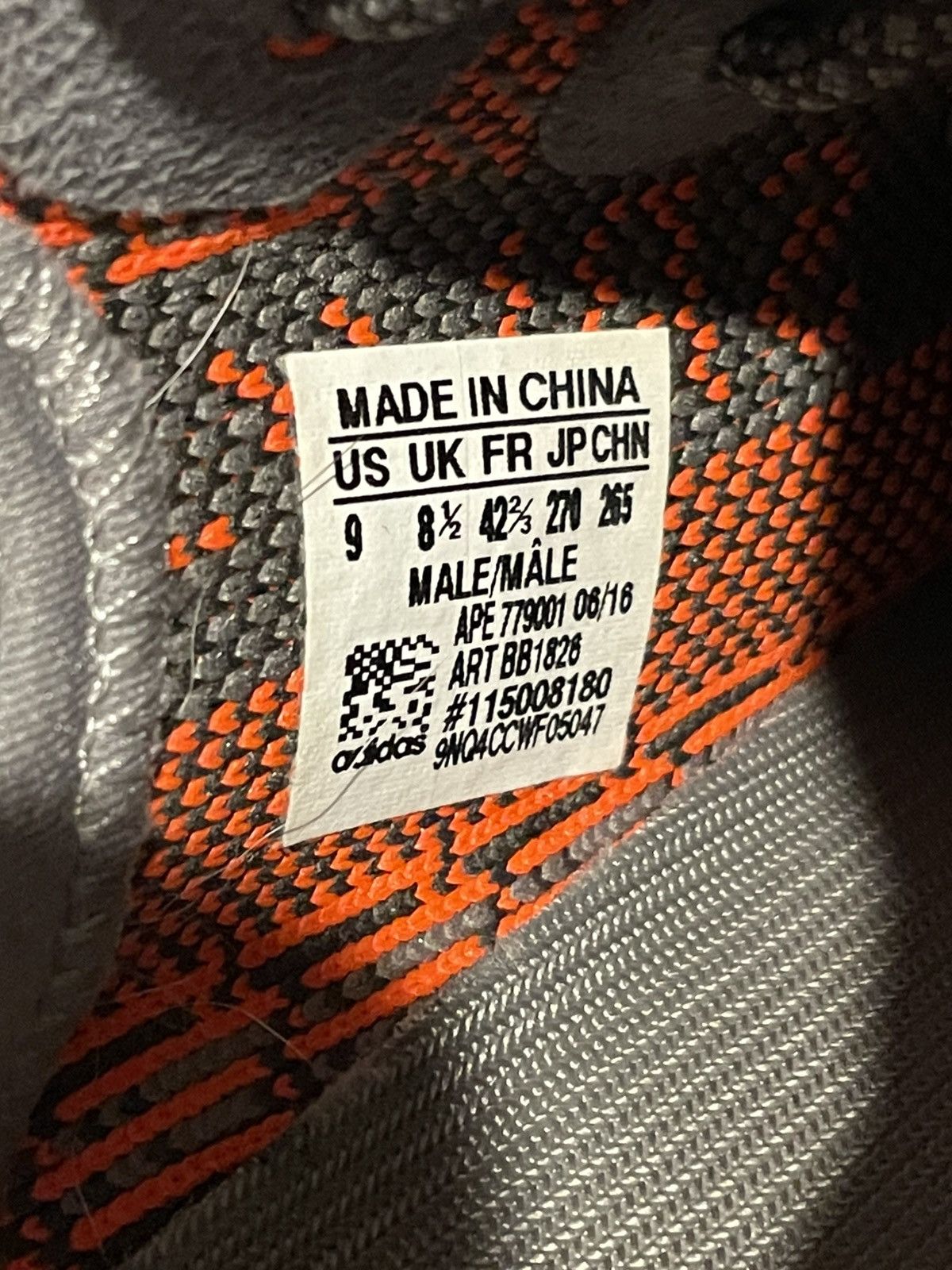 Adidas × Kanye West Yeezy 350 beluga original Size US 9 / EU 42 - 8 Thumbnail