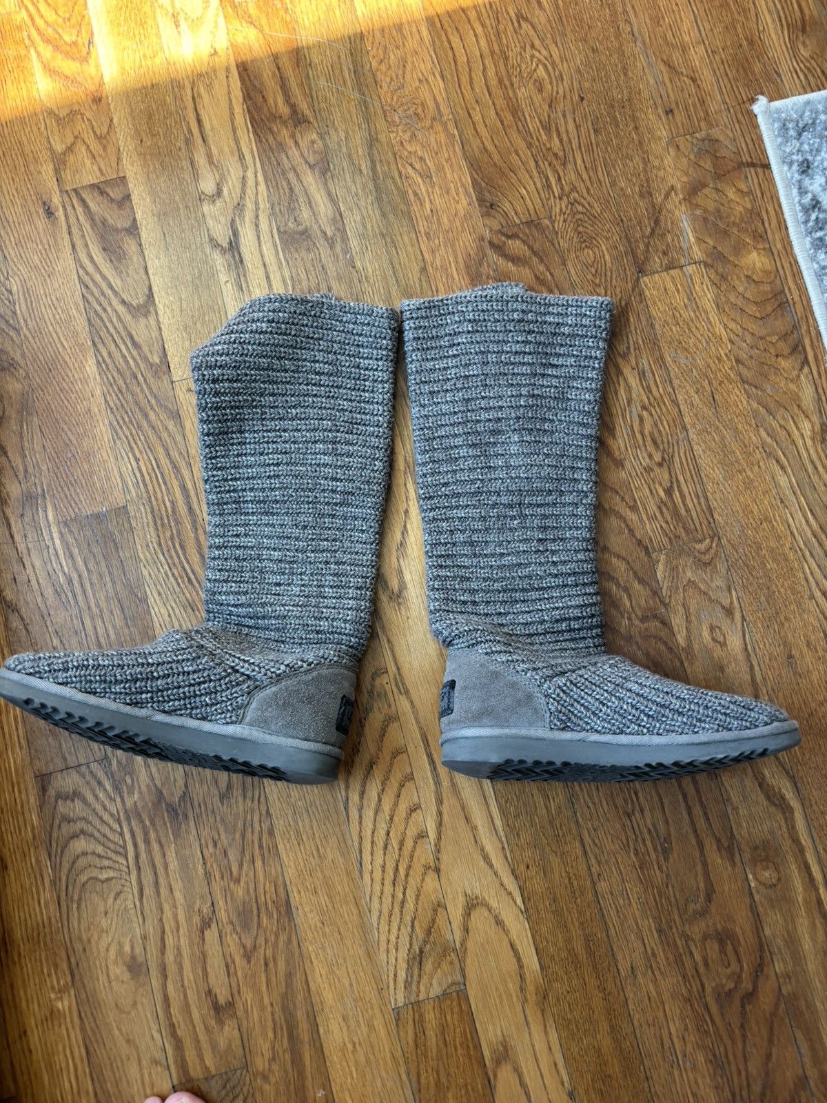 Ugg Tall knitted UGG boots Size US 6 / IT 36 - 2 Thumbnail