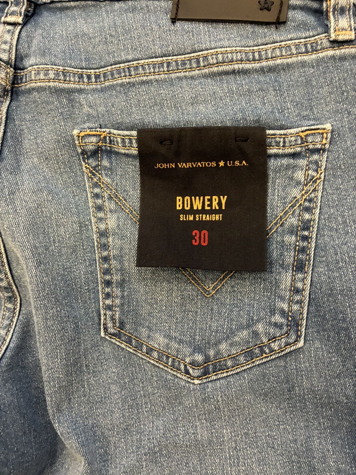 John Varvatos Bowery Slim Straight Jeans size 30 Size US 30 / EU 46 - 9 Thumbnail