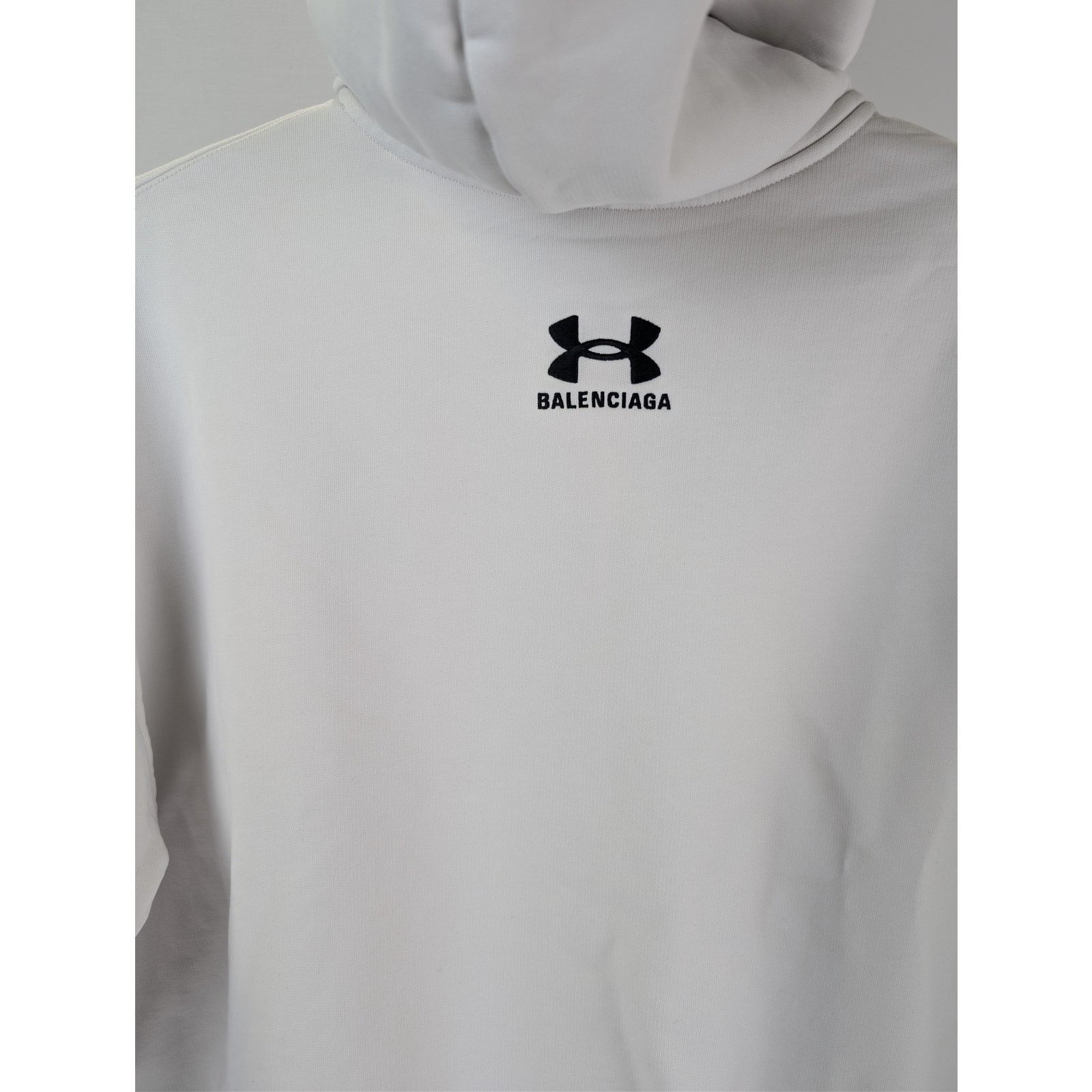 Balenciaga × Under Armour o1rshd1 UA Regular Zip-up Hoodie in Dirty White/Black Size US S / EU 44-46 / 1 - 13 Thumbnail