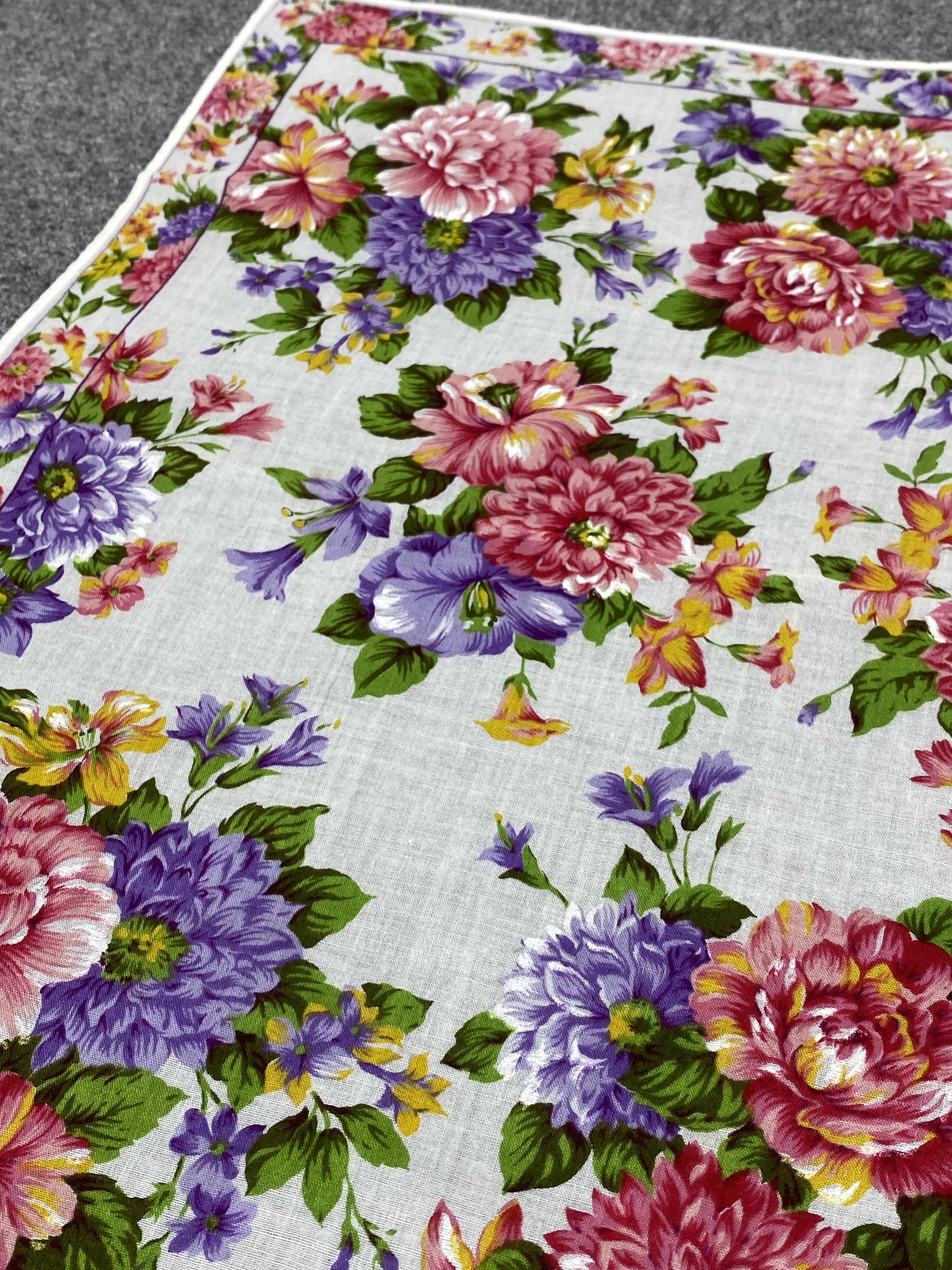 Kenzo Vintage Kenzo Flowers Handkerchief / Neckerchief KT0280 Size ONE SIZE - 7 Thumbnail
