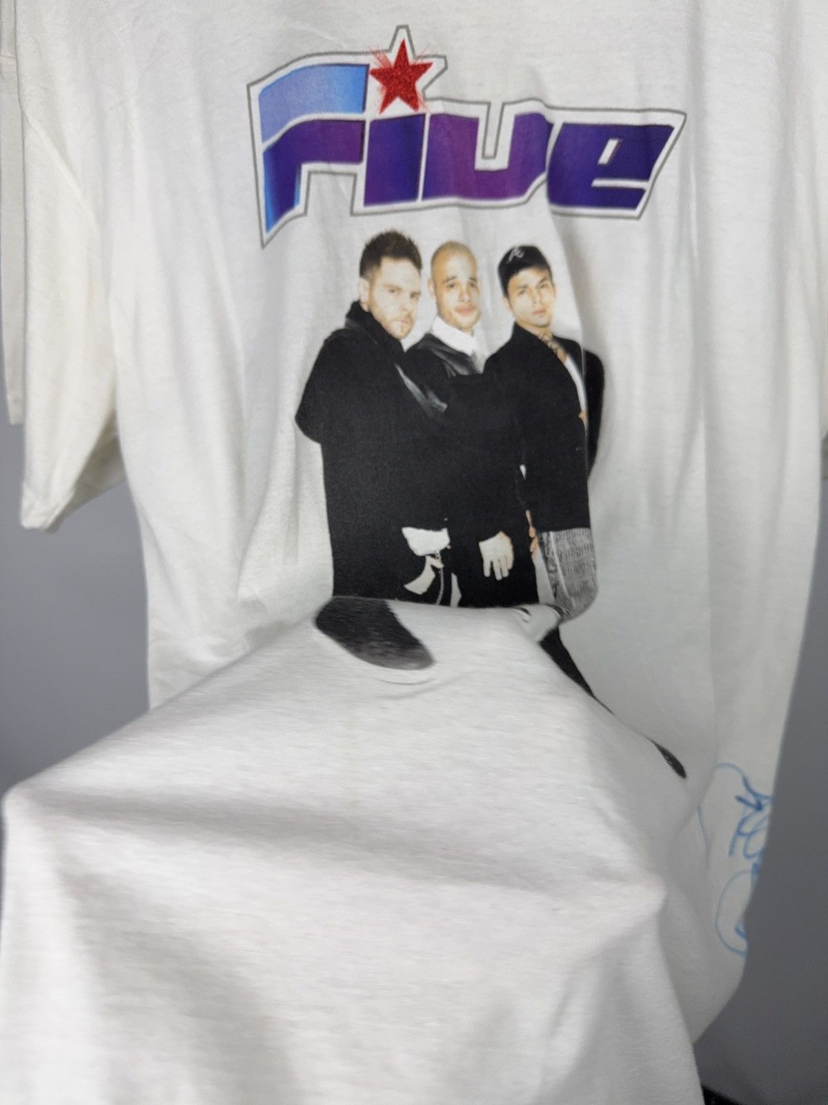 Band Tees 00s Rare FIVE Big Reunion 2013 Tour Tee Signed Size L Size US L / EU 52-54 / 3 - 6 Thumbnail