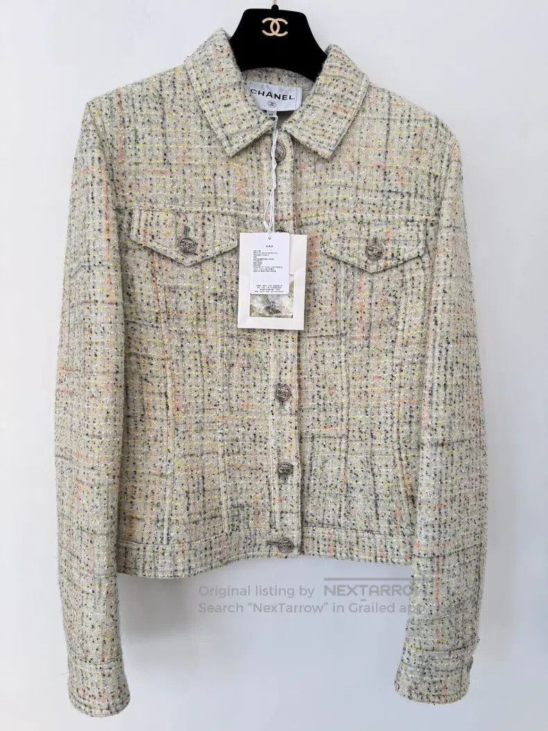 Chanel Chanel Autumn and winter preview green and yellow mixed co Size M / US 6-8 / IT 42-44 - 1 Thumbnail