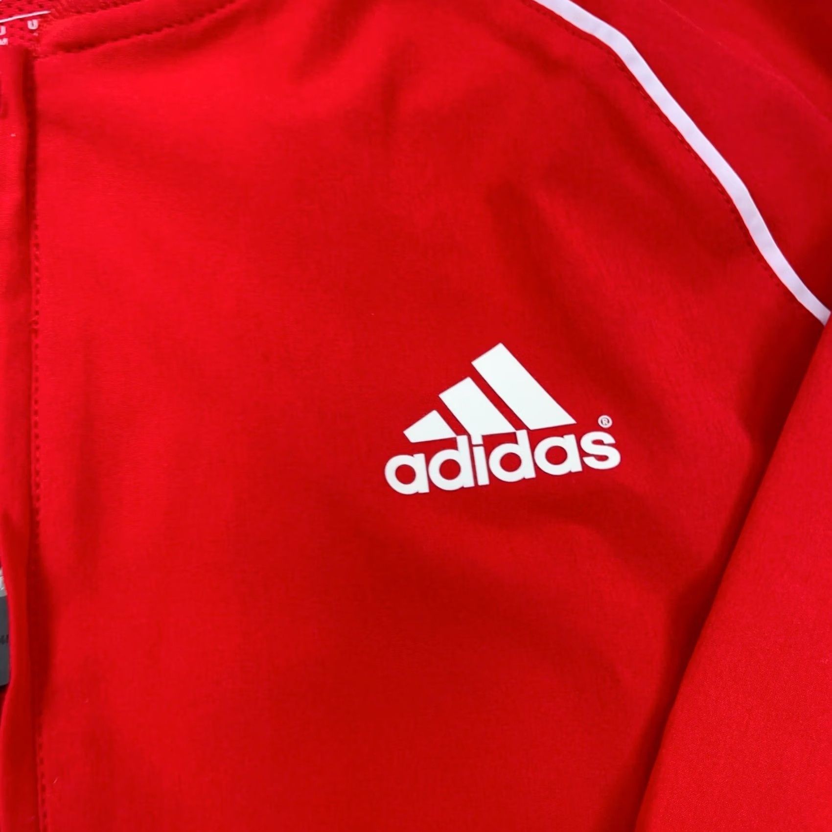 Adidas Adidas Jacket Men Small Red White Pullover Windbreaker Short Sleeve Windshirt Size US S / EU 44-46 / 1 - 6 Thumbnail