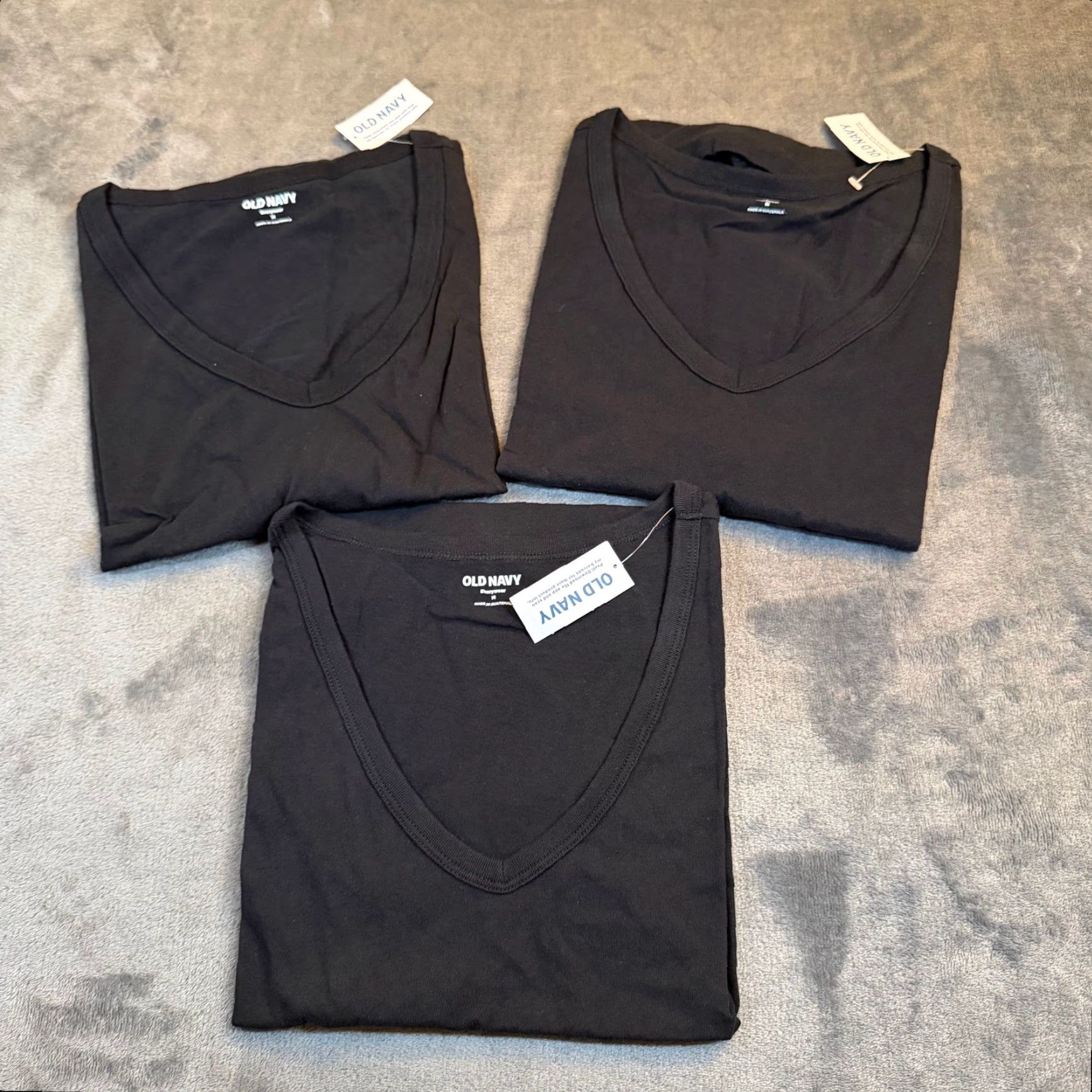 Old Navy Old Navy T Shirt Womens Medium Black 3 Piece Set Cotton V Neck NWT Size M / US 6-8 / IT 42-44 - 2 Thumbnail