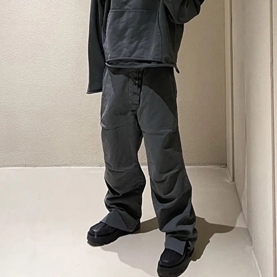 image of Cleanfit Silhouette Slit Pleated Knee Cargo Pants in Grey, Men's (Size 33)