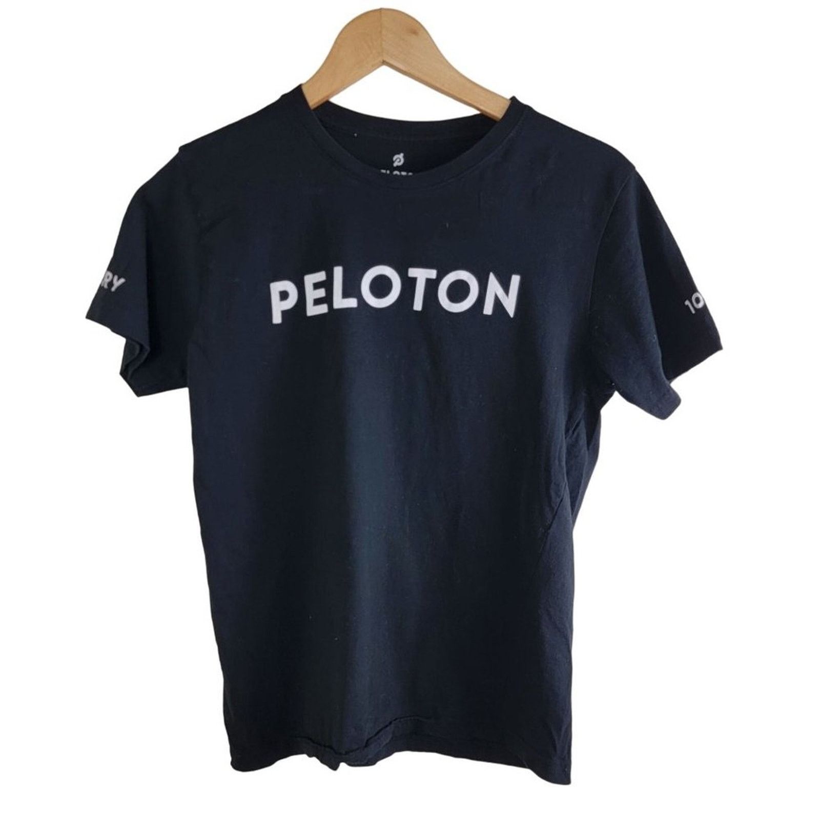 Peloton Peloton Century 100 Club Unisex T-Shirt Spell Out Crew Neck Size S / US 4 / IT 40 - 1 Thumbnail