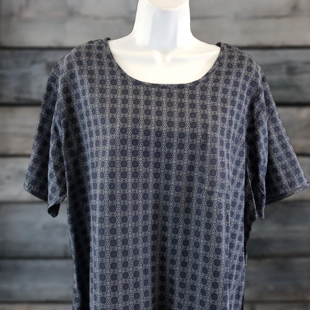Cotton Traders Cotton Traders Womens Top Blue Short Sleeve Geometric Pocket Detail 16 20 US 16 T-Shirt Viscose Shirt Womens Size XXL / US 16-18 / IT 52-54 - 1 Thumbnail
