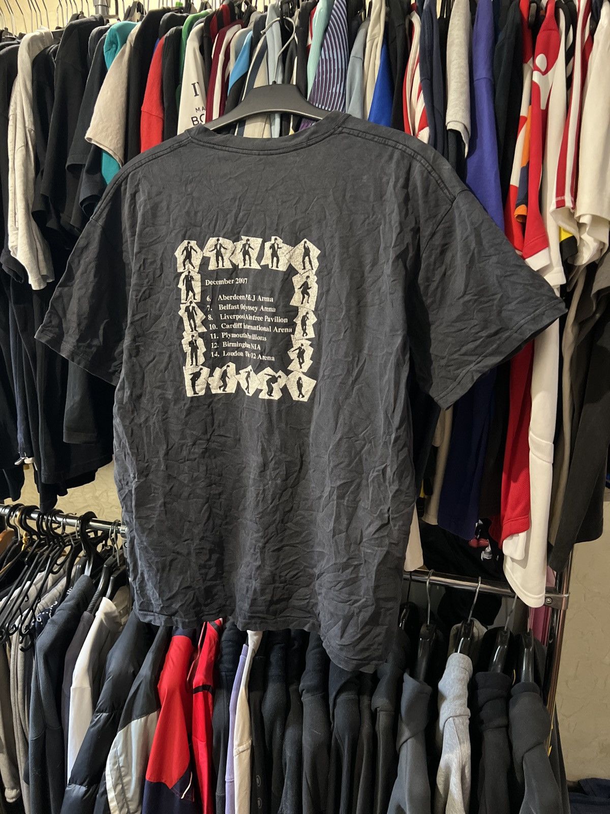 Band Tees 2007/2008 VINTAGE MADNESS EUROPEAN TOUR GRAPHIC T SHIRT AOP Size US L / EU 52-54 / 3 - 2 Thumbnail