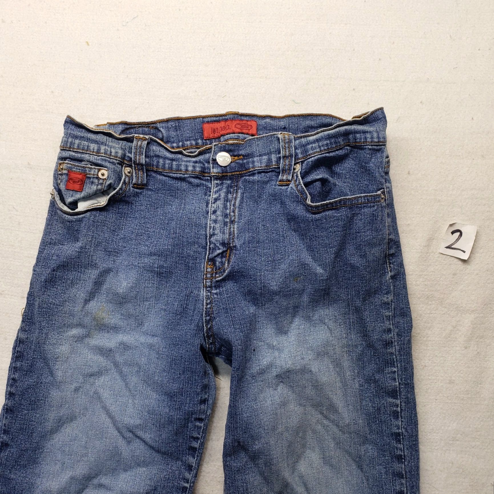 Vintage VINTAGE Bongo Jeans Capri Denim Blue Medium Wash Women’s Size 11 Capris Adult Womens Jeans Capris Blue Denim 11 Women Size 32" / US 10 / IT 46 - 2 Thumbnail