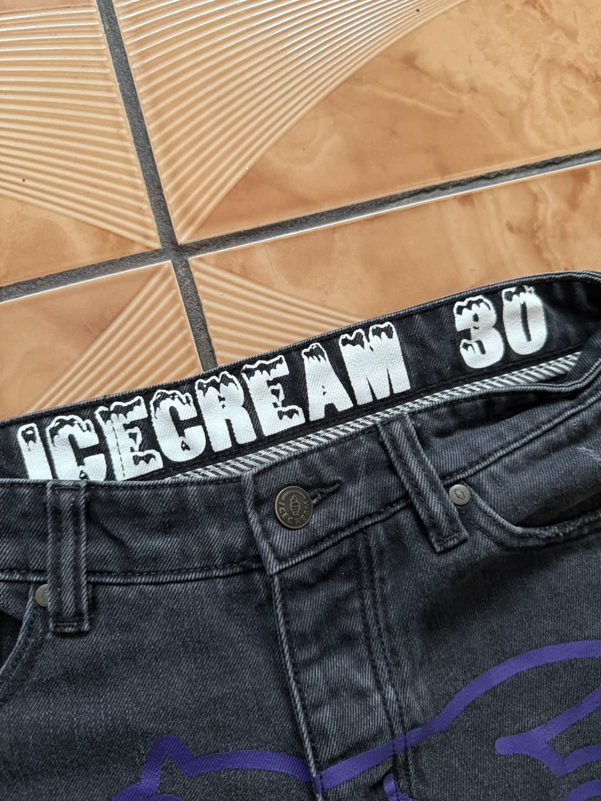 Icecream Ice cream loose jeans Size US 30 / EU 46 - 2 Thumbnail