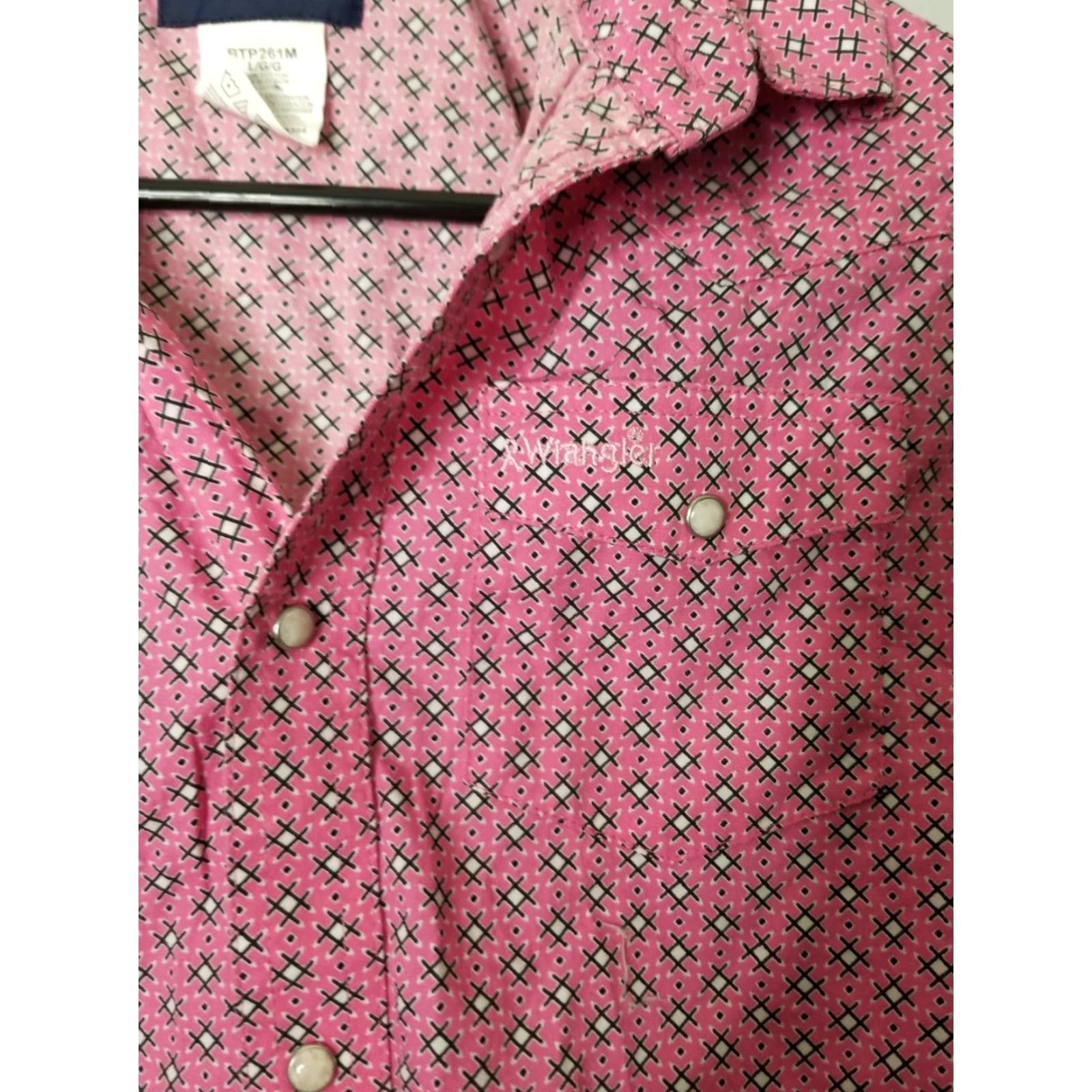Wrangler Womens L Wrangler Pink Breast Cancer Awareness Pearl Snap Western Shirt Size L / US 10 / IT 46 - 2 Thumbnail