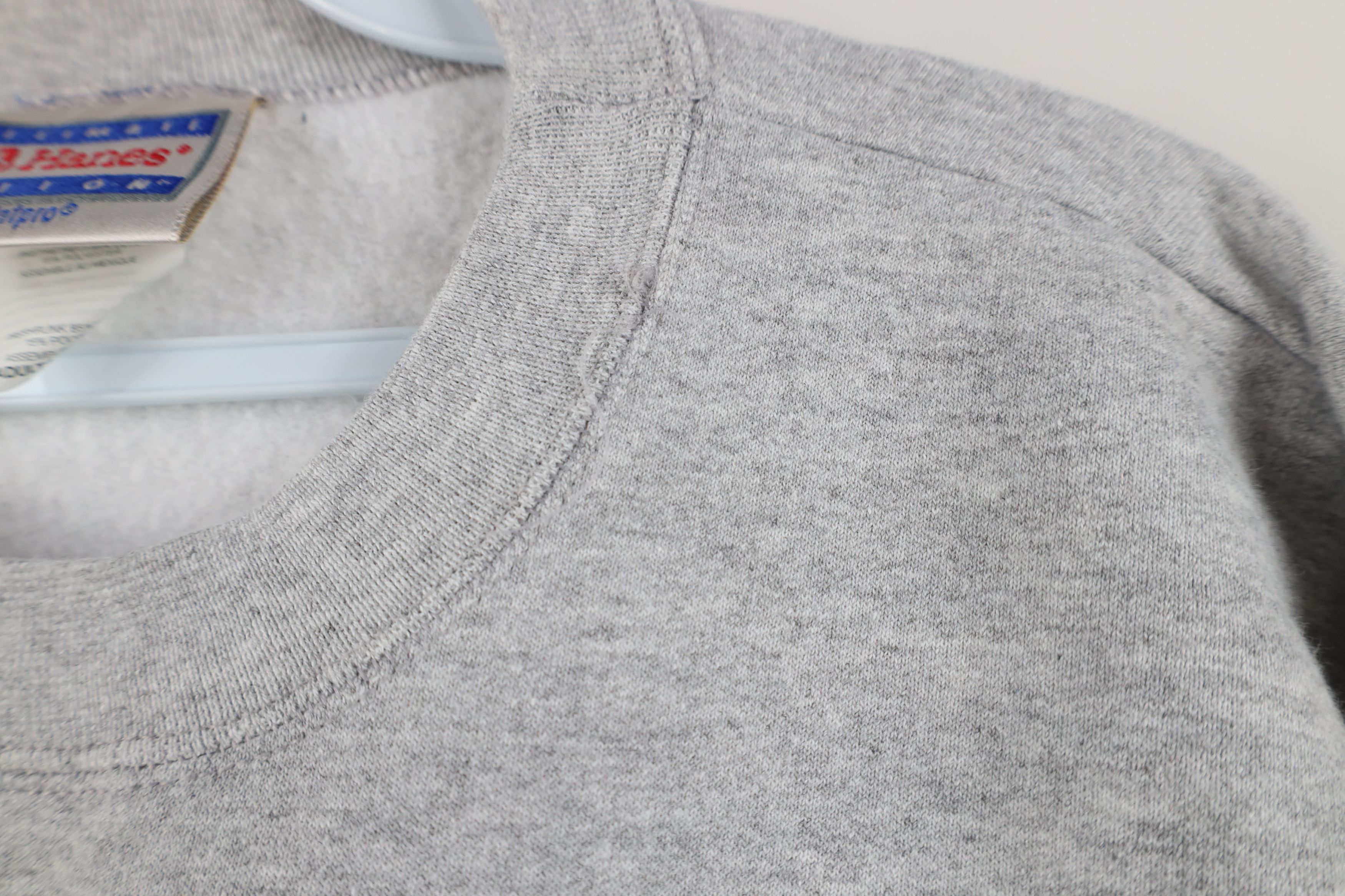 Vintage Vintage Care Service UnitedHealth Group Sweatshirt Gray Size US L / EU 52-54 / 3 - 5 Thumbnail