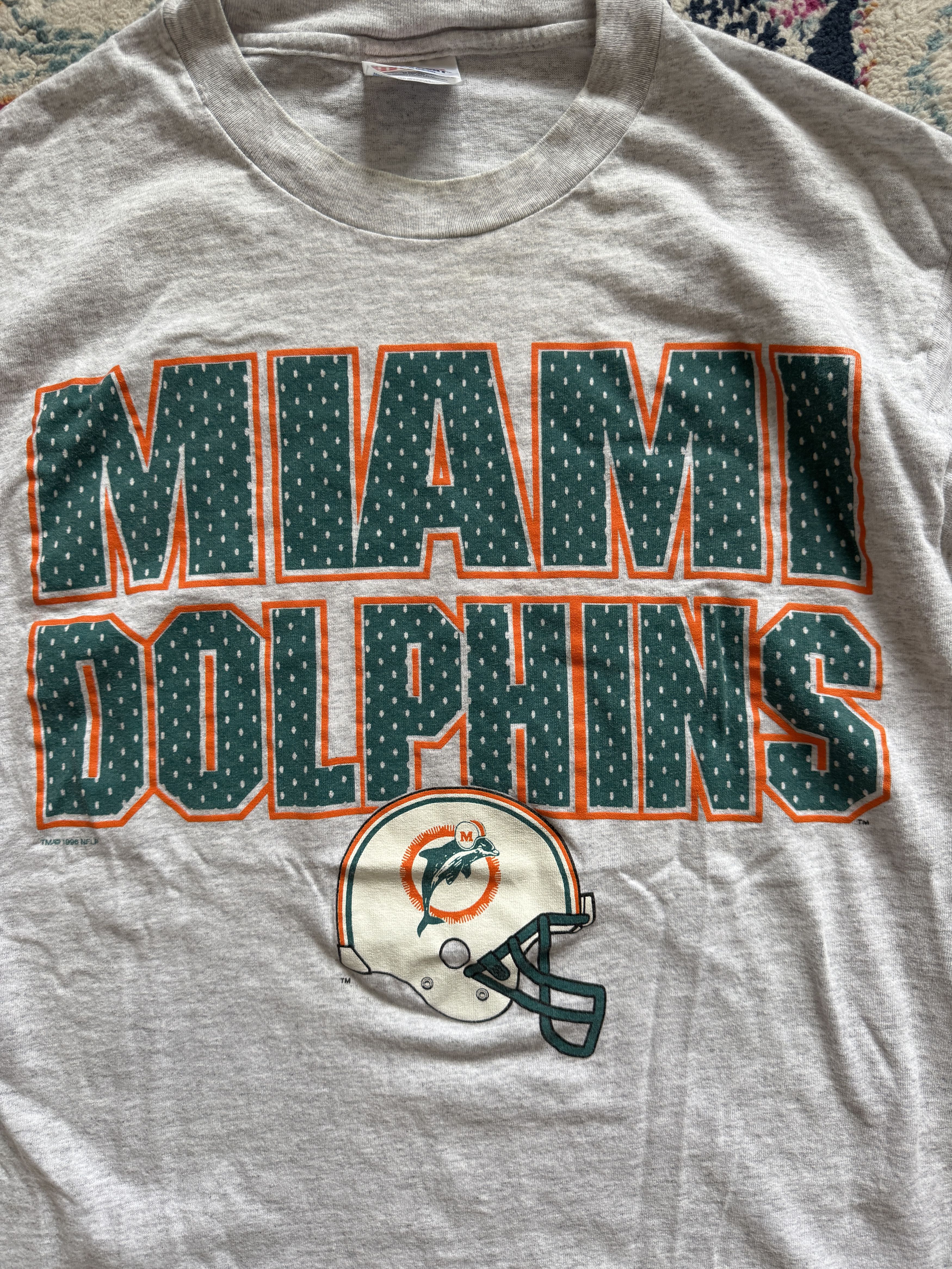 Hanes 1996 Miami Dolphins Helmet Block Text T-Shirt Size US M / EU 48-50 / 2 - 3 Thumbnail