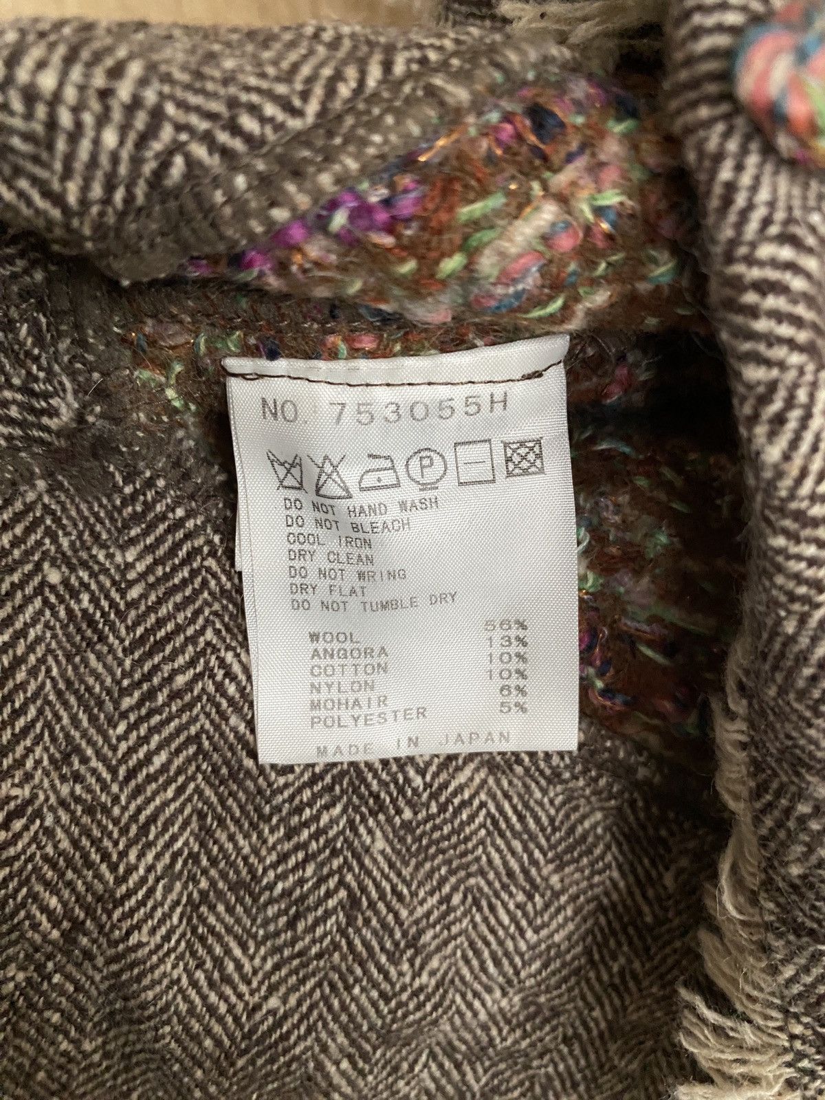 Japanese Brand Vintage Japanese Brand Noriko Araki Wool Vests 2000s Size US L / EU 52-54 / 3 - 9 Thumbnail