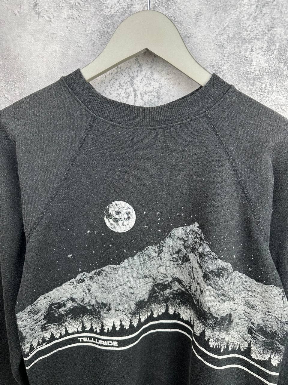 Hanes Vintage 80s Hanes Telluride Graphic Sweatshirt Moon Mountain Size US S / EU 44-46 / 1 - 4 Thumbnail