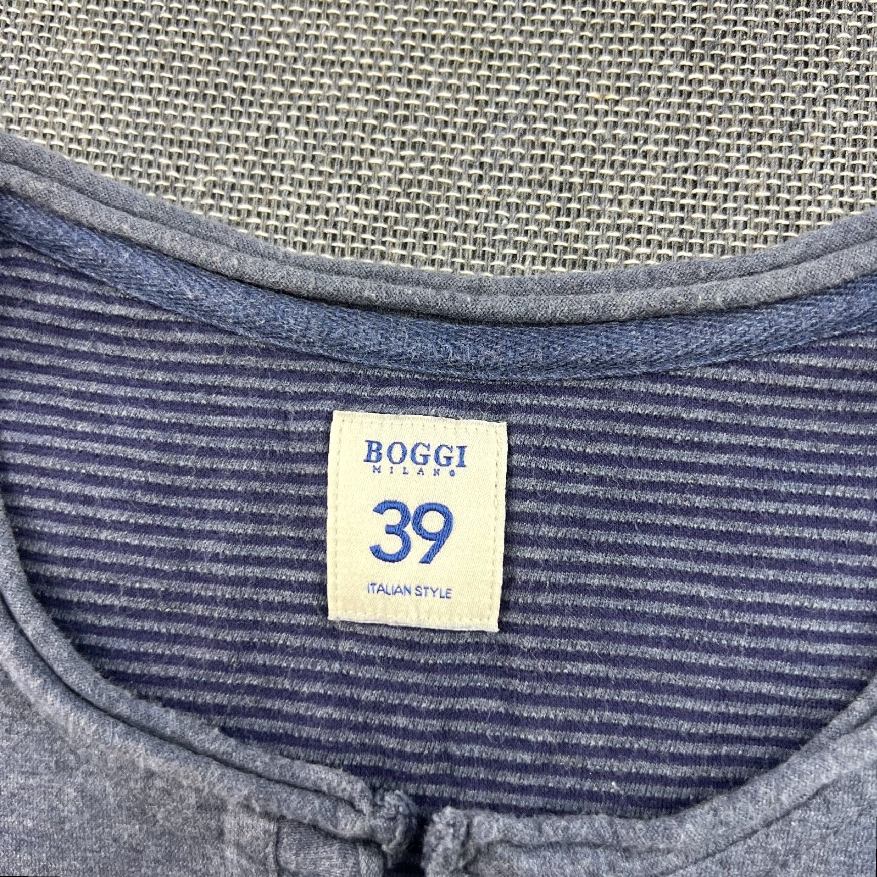 Vintage Boggi Milano Mens Long Sleeves Polo Shirt Mens Large Blue cotton Shirt Mens L Blue Boggi Milano Mens Long Sleeves Polo Shirt Blue cotton Size US L / EU 52-54 / 3 - 4 Thumbnail