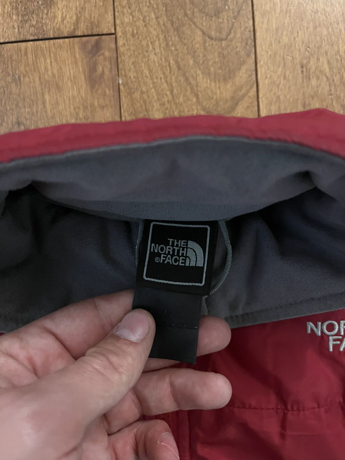 The North Face Women’s the north face insulated windbreaker Size M / US 6-8 / IT 42-44 - 3 Thumbnail