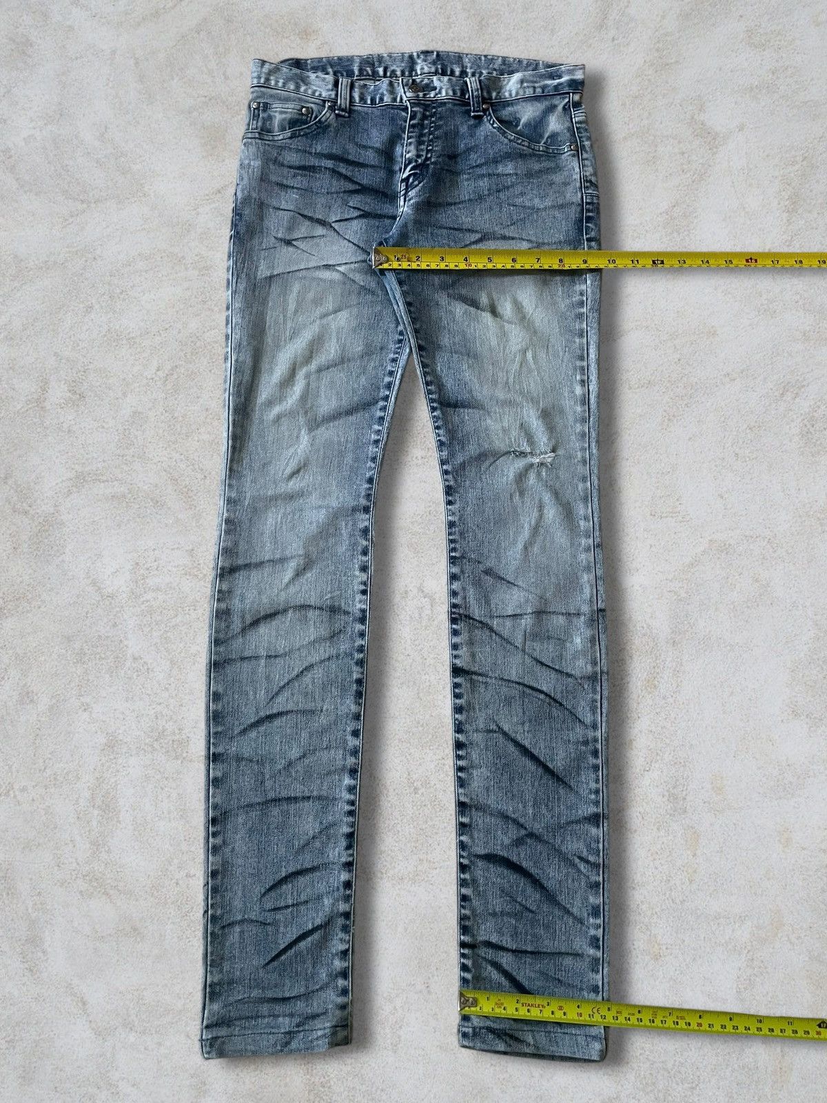 Tornado Mart Tornado Mart Sick FadeWash Black Whiskered Ripped Slim Jeans Size 30" / US 8 / IT 44 - 19 Thumbnail