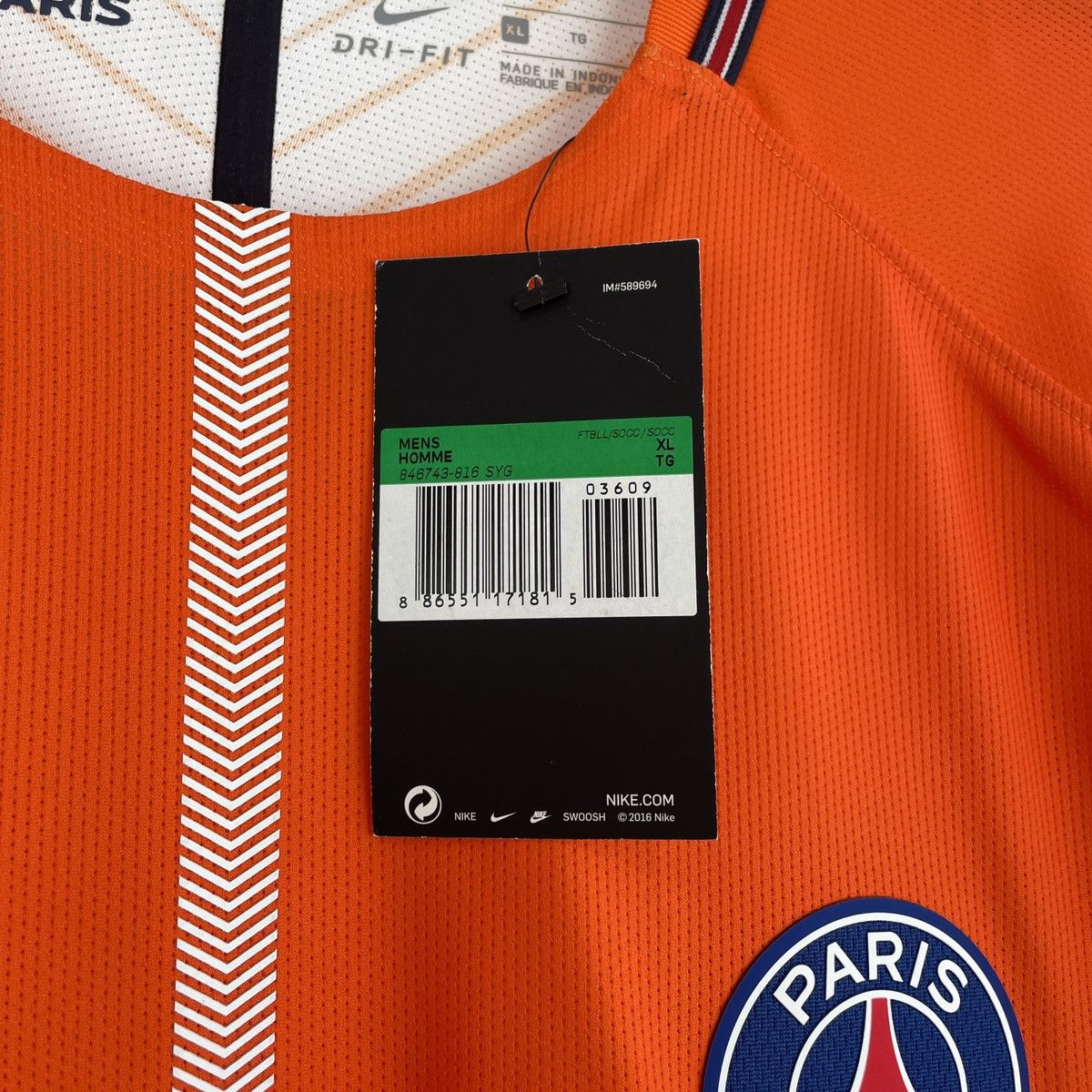 Nike Paris Saint-Germain Nike Authentic Long Sleeve Jersey PSG Size US XL / EU 56 / 4 - 4 Thumbnail