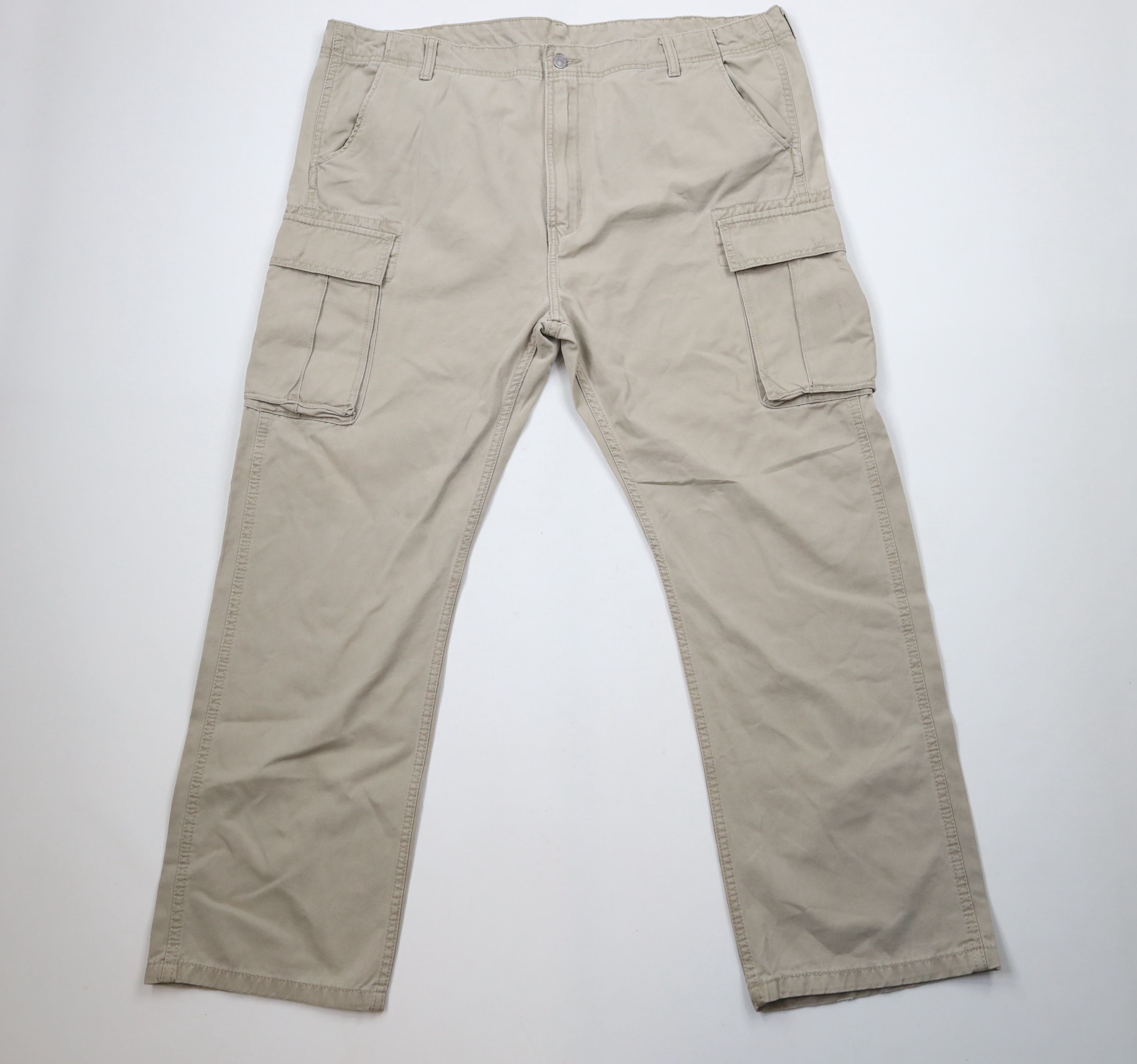 Levi's × Vintage Vintage Y2K Levis Fit Wide Leg Cargo Pants Beige Cotton Size US 44 / EU 60 - 1 Thumbnail